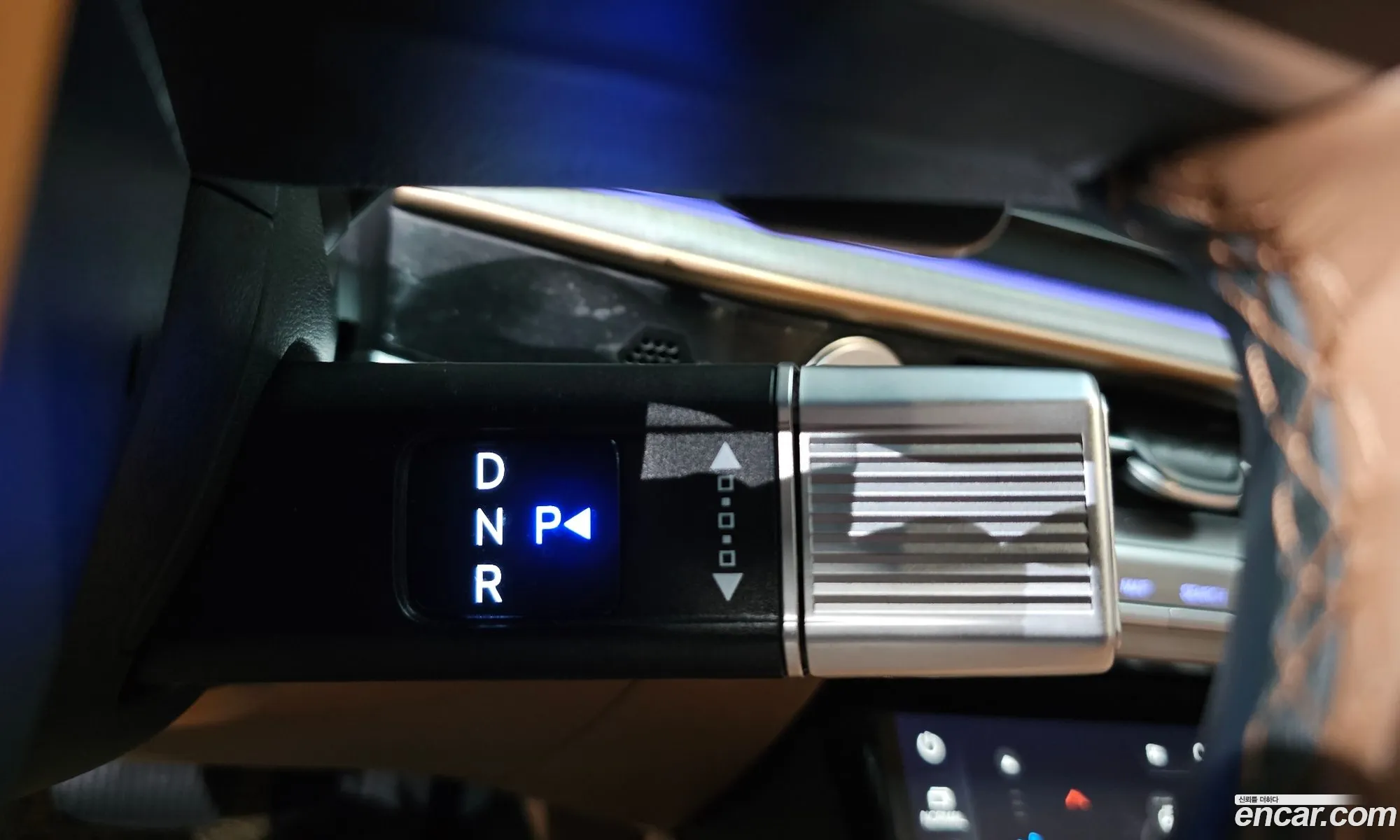 Hyundai Grandeur Hybrid 2023 — 4