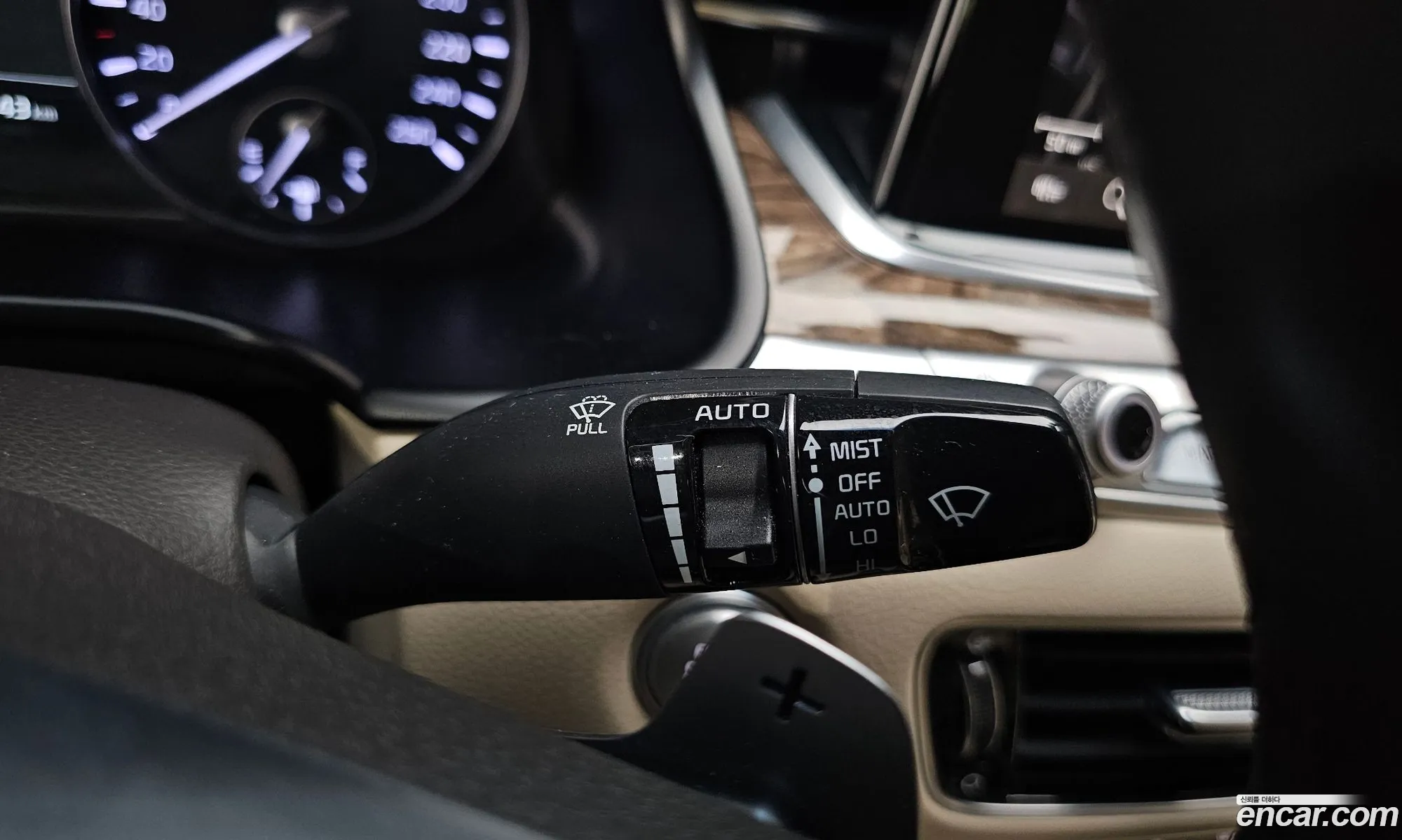Kia The K9 2018 KNAS2418DKS008179 — 33