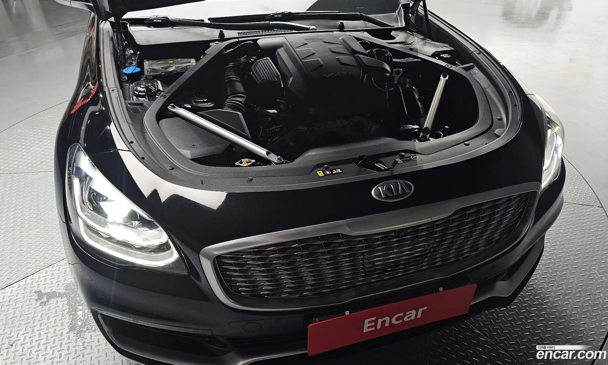 Kia The K9 2018 KNAS2418DKS008179 — 7