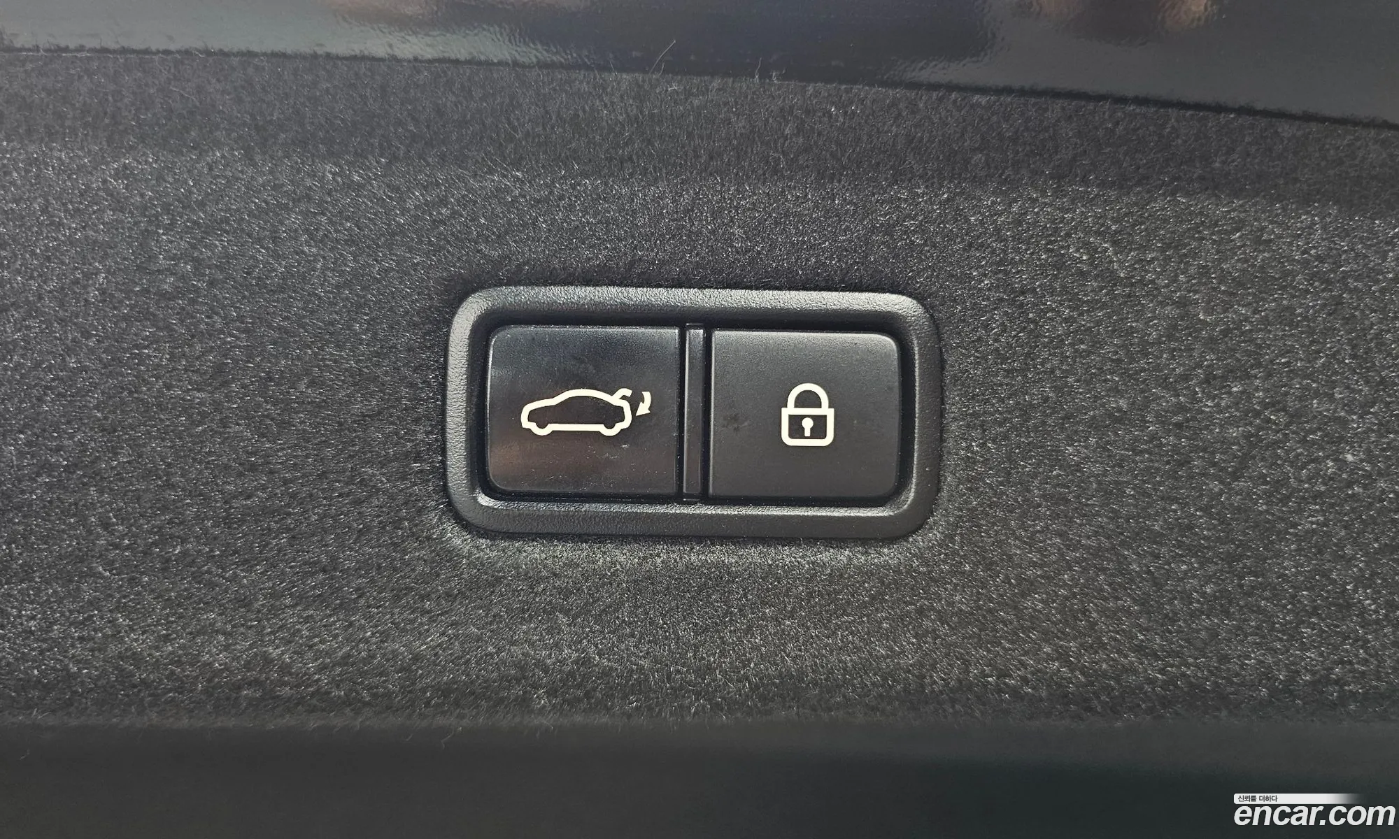 Kia The K9 2018 KNAS2418DKS008179 — 16