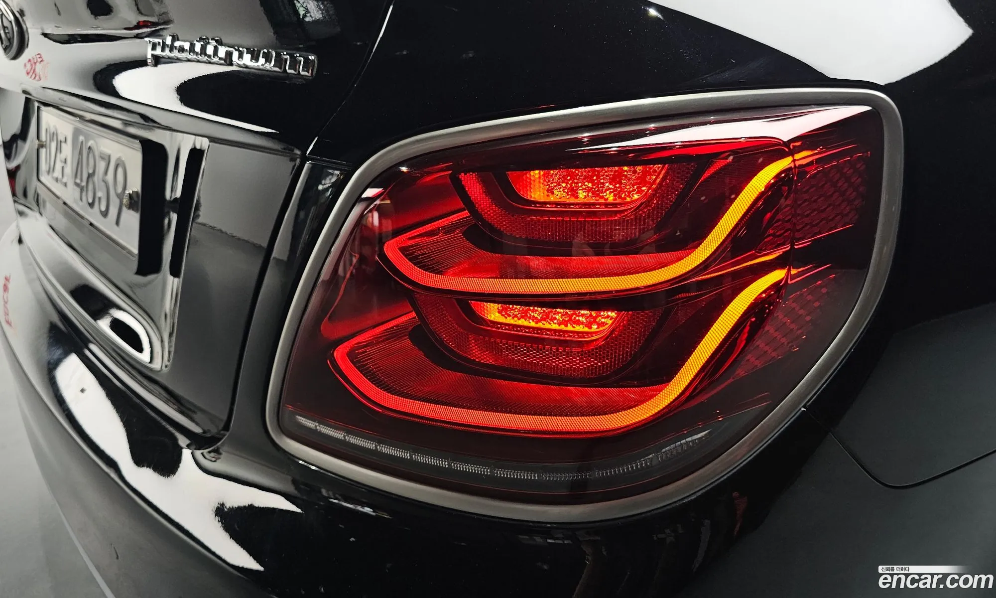 Kia The K9 2018 KNAS2418DKS008179 — 18
