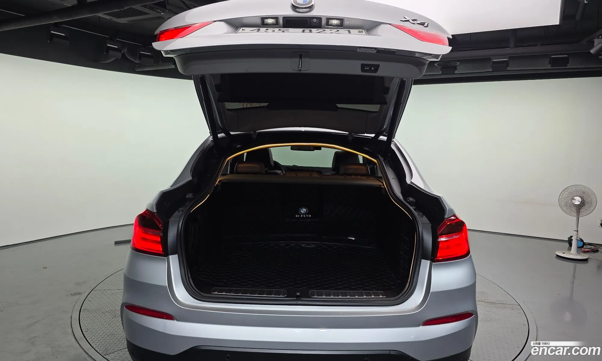 BMW X4 2017 WBAXX110XH0T39789 — 10