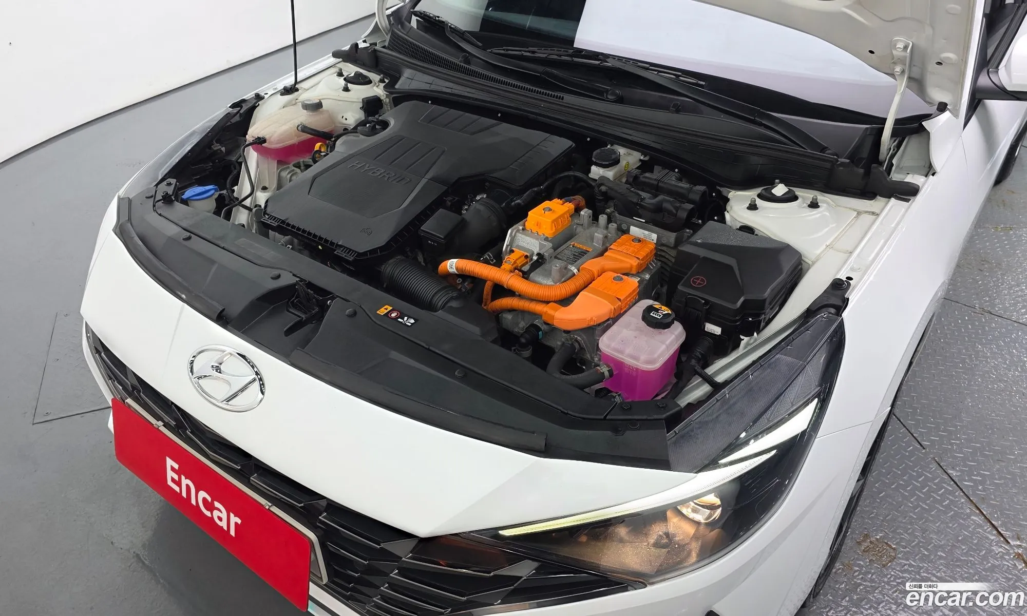 Hyundai Elantra Hybrid 2022 — 11