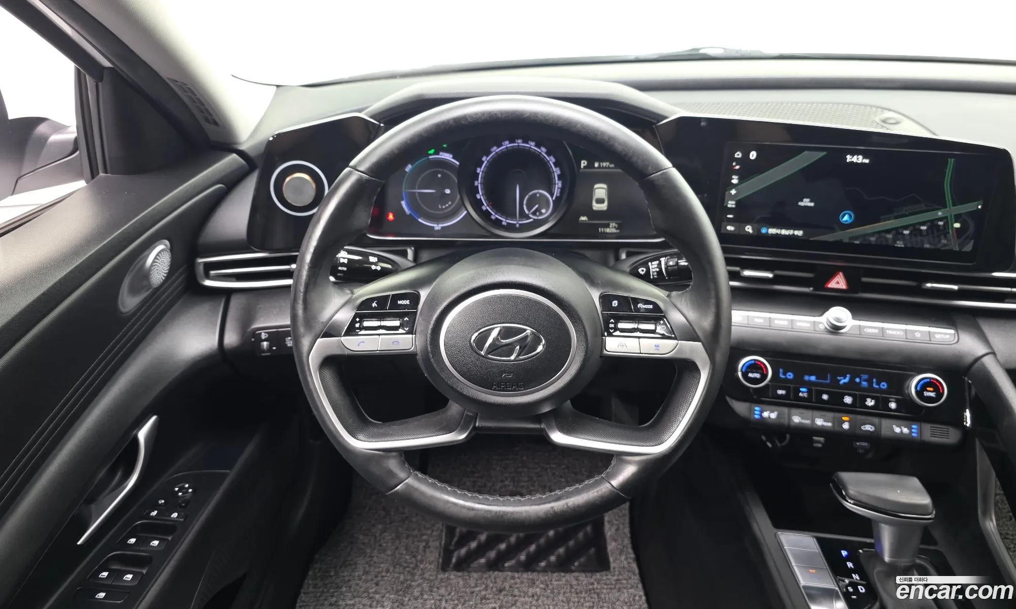Hyundai Elantra Hybrid 2022 — 24