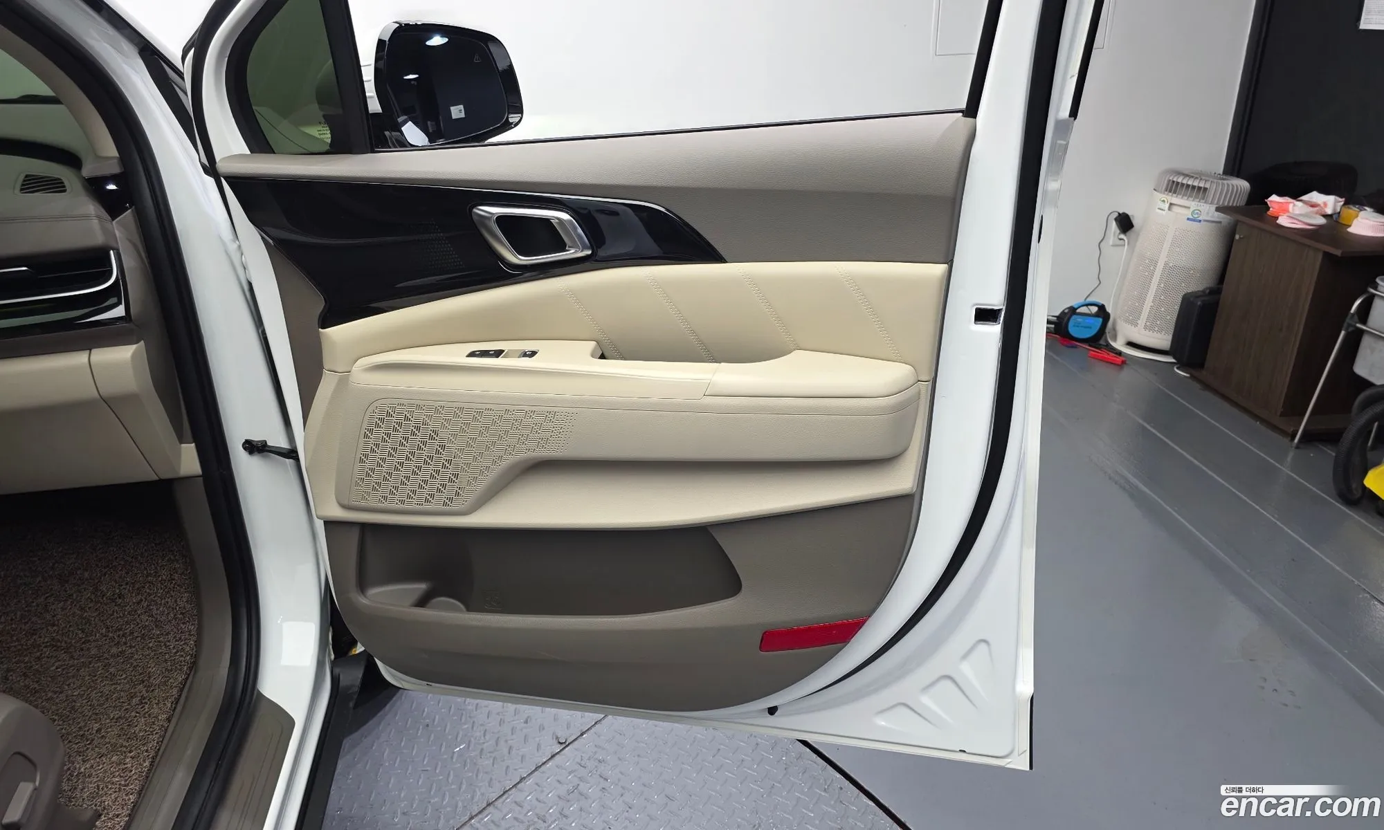 Kia Carnival 2024 — 8