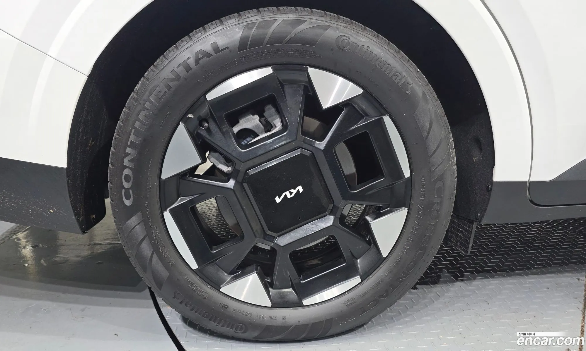Kia Carnival 2024 — 28