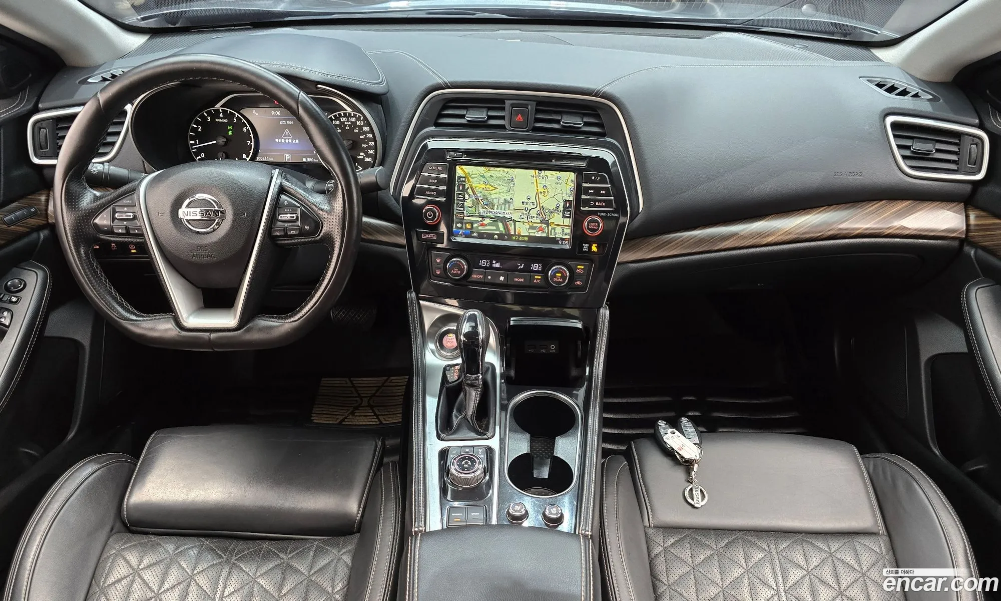 Nissan Maxima
