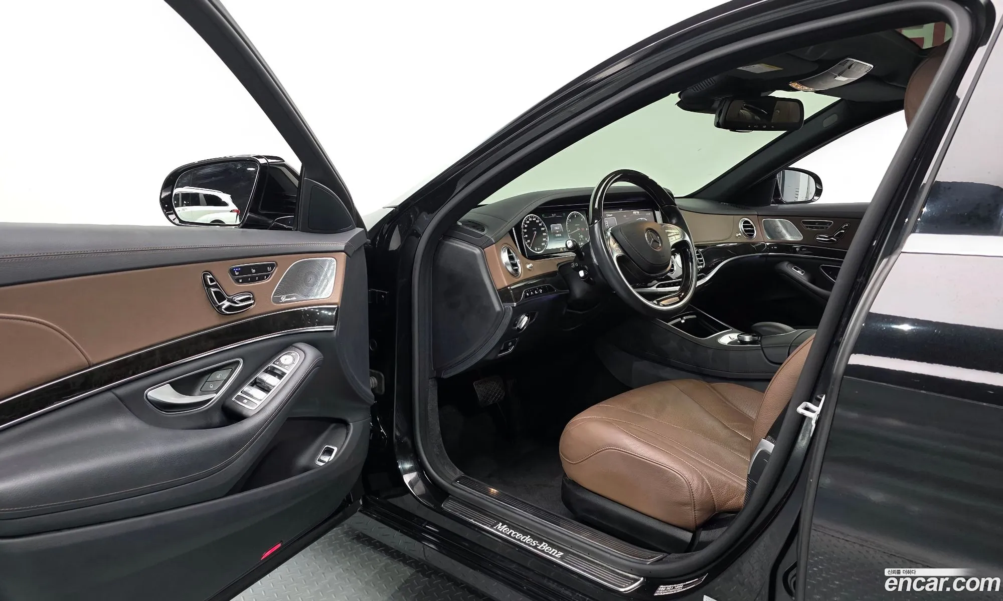 Mercedes-Benz S-Class W222 2015 — 2
