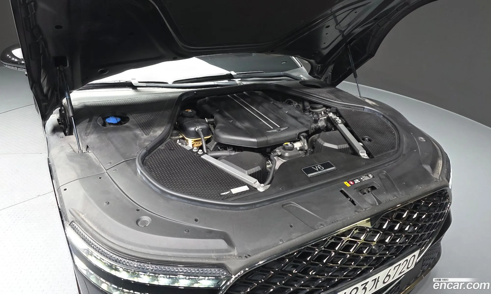 Genesis G90 2022 KMTFA41DDNU013453 — 5