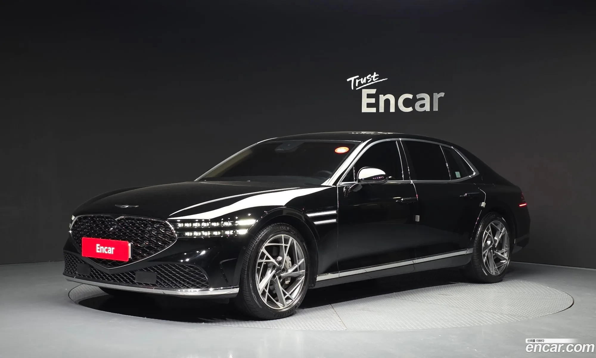 Genesis G90 2022 KMTFA41DDNU013453 — 3