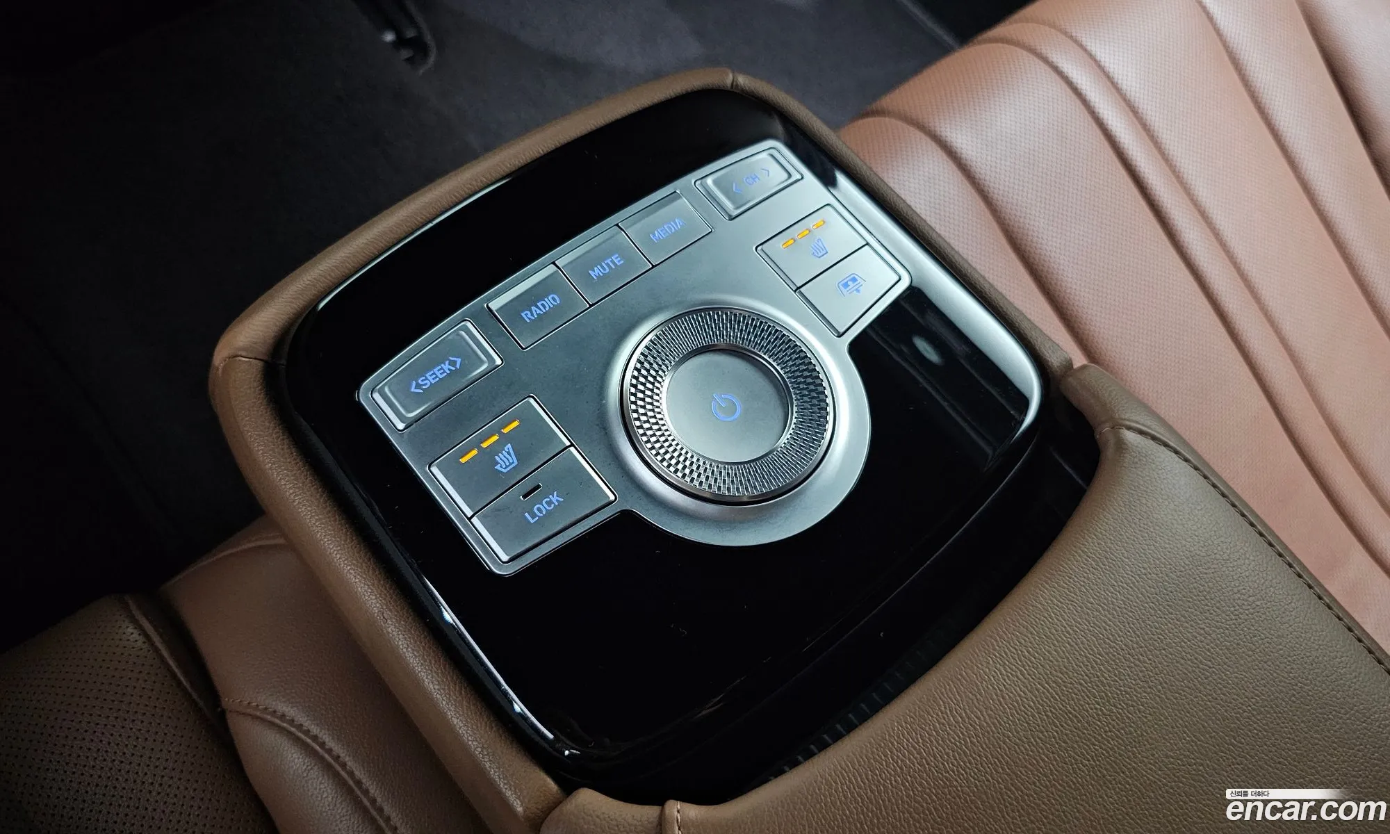 Genesis G80 2022 KMTGB41CDNU123017 — 27