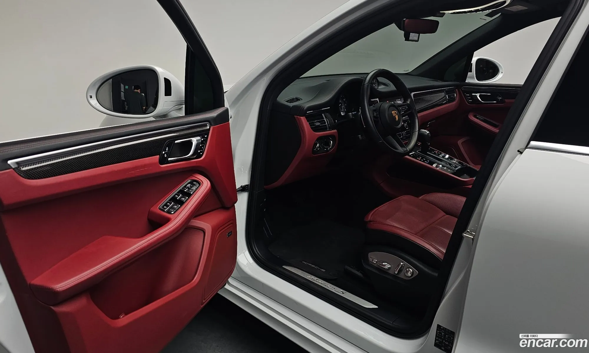 Porsche Macan 2022 WP1AG2952NLB36144 — 2