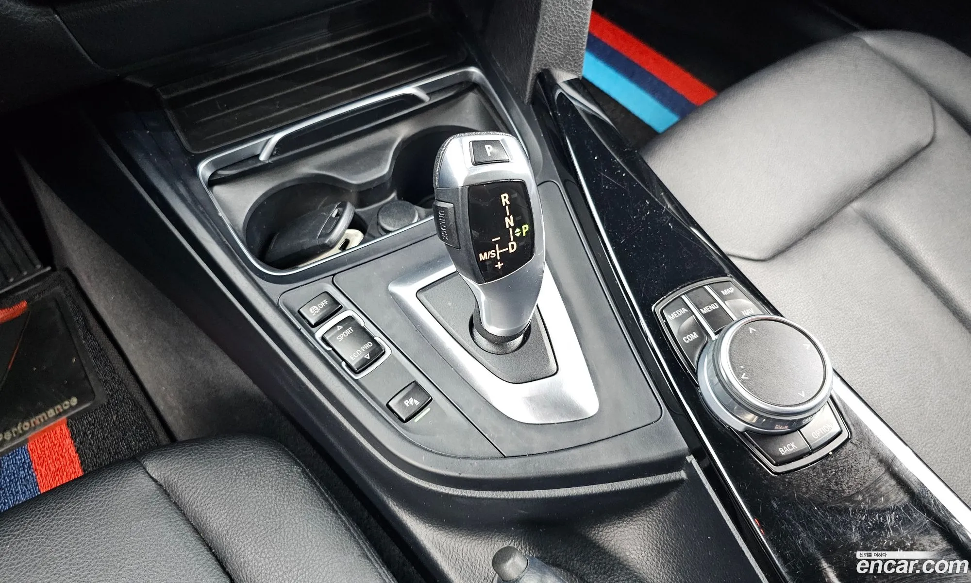 BMW 3 Series 2018 WBA8C5101JK733859 — 3