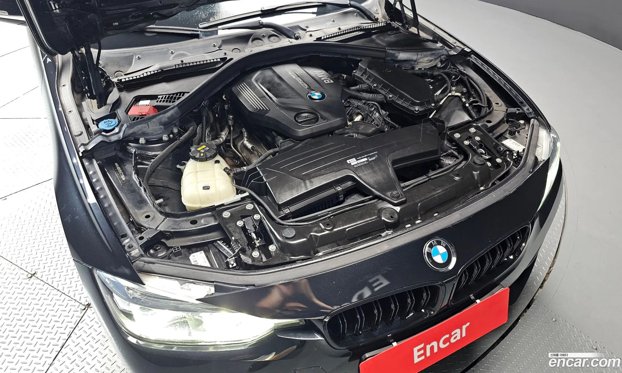 BMW 3 Series 2018 WBA8C5101JK733859 — 10