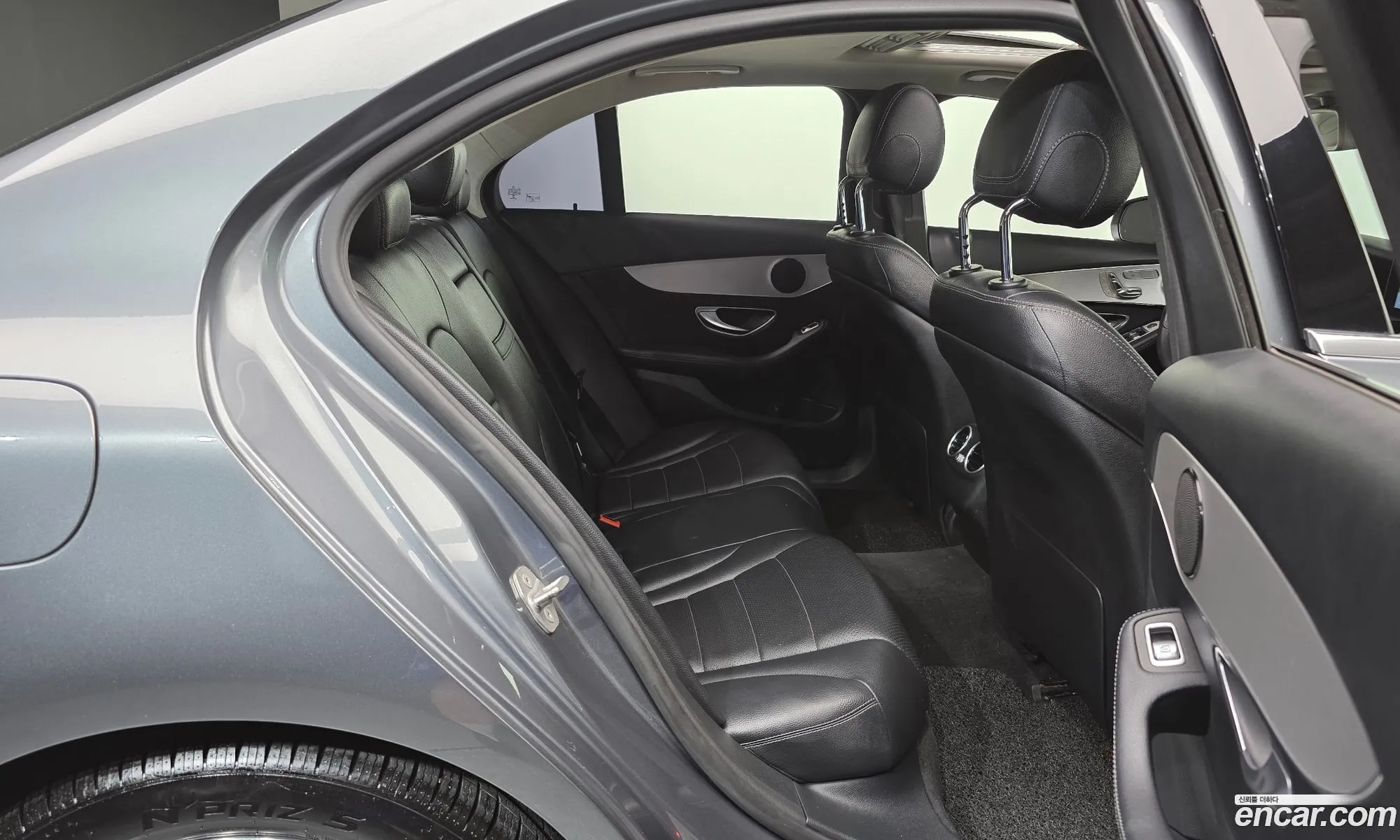 Mercedes-Benz C-Class W205 2017 — 13