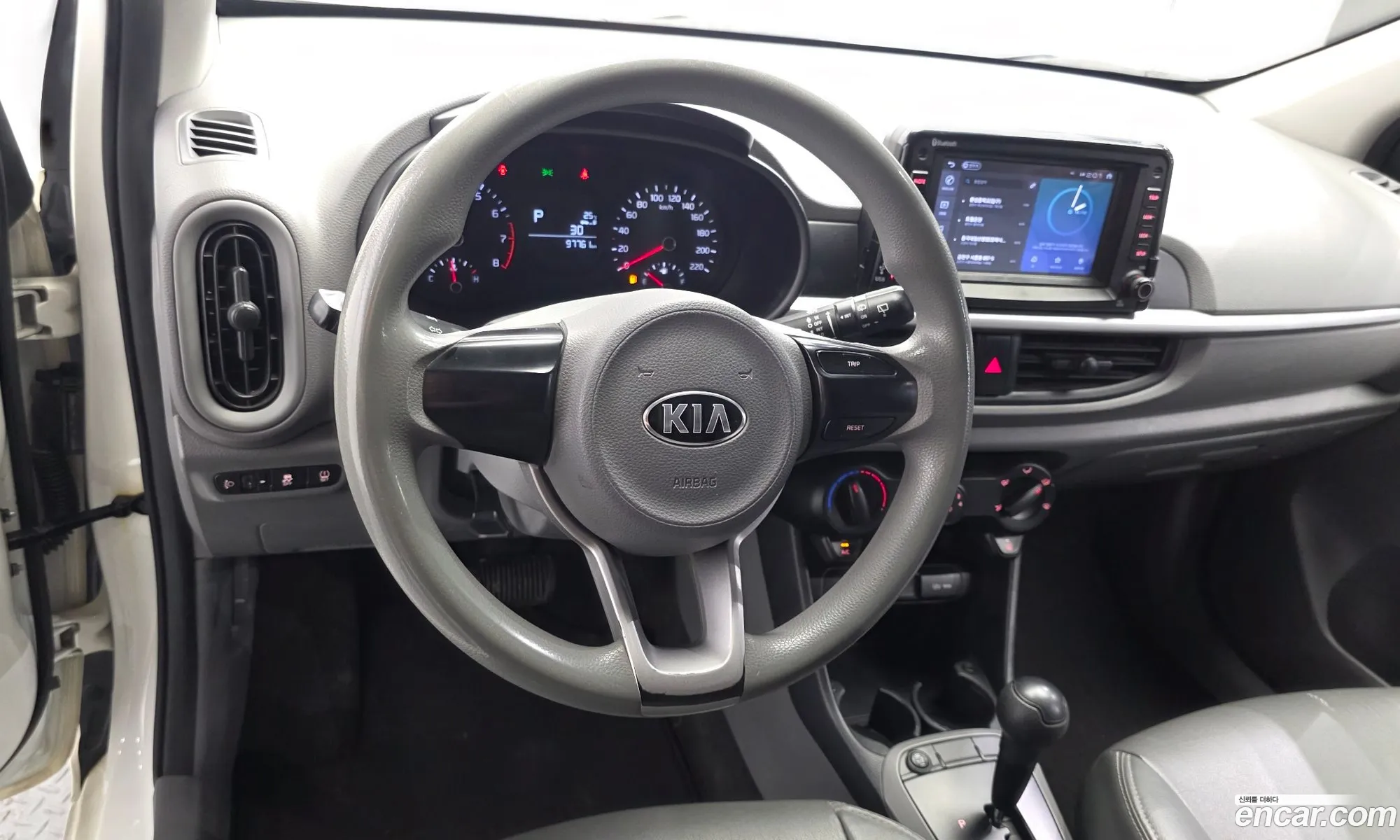 Kia Morning 2017 KNAB1911BHT124420 — 4