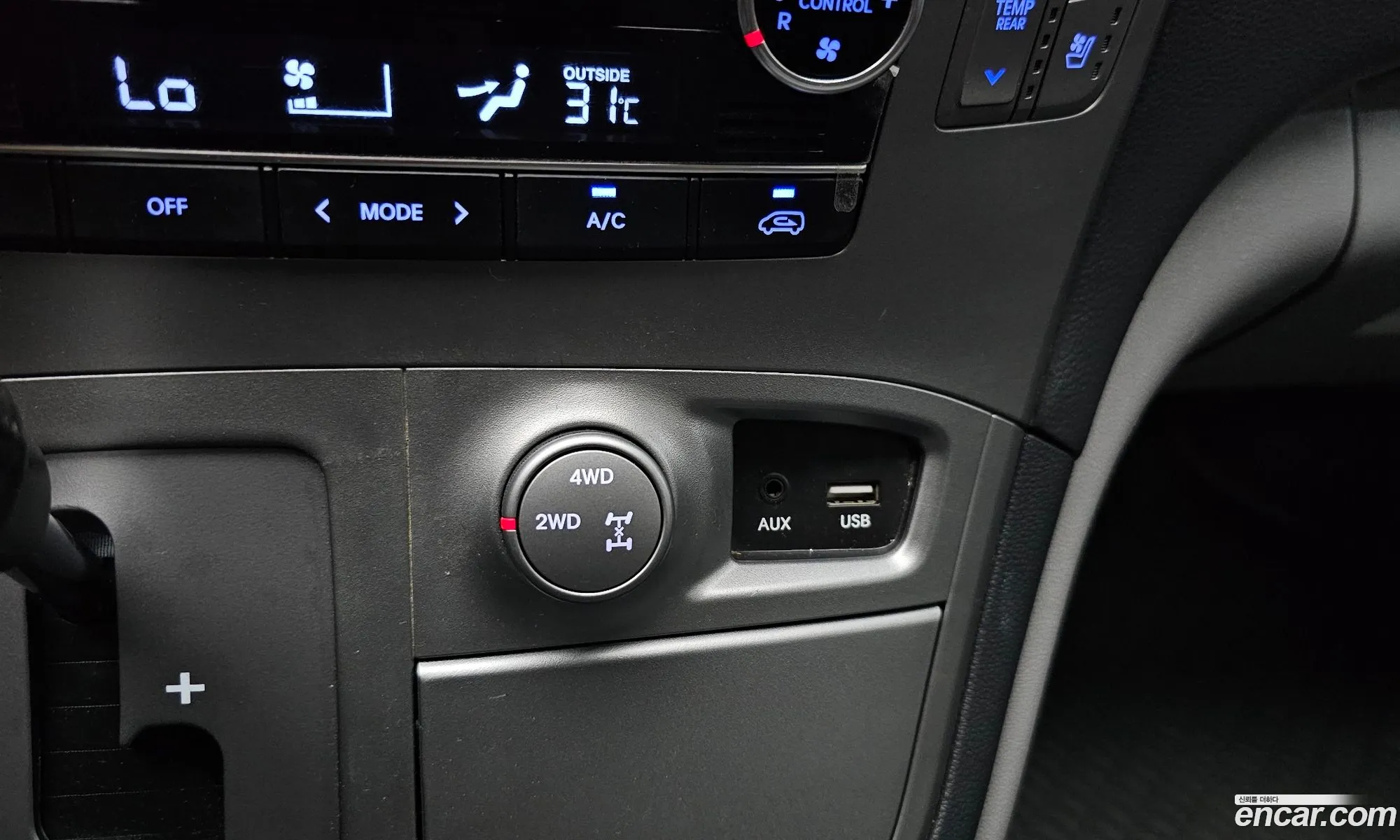 Hyundai Grand Starex 2018 — 16