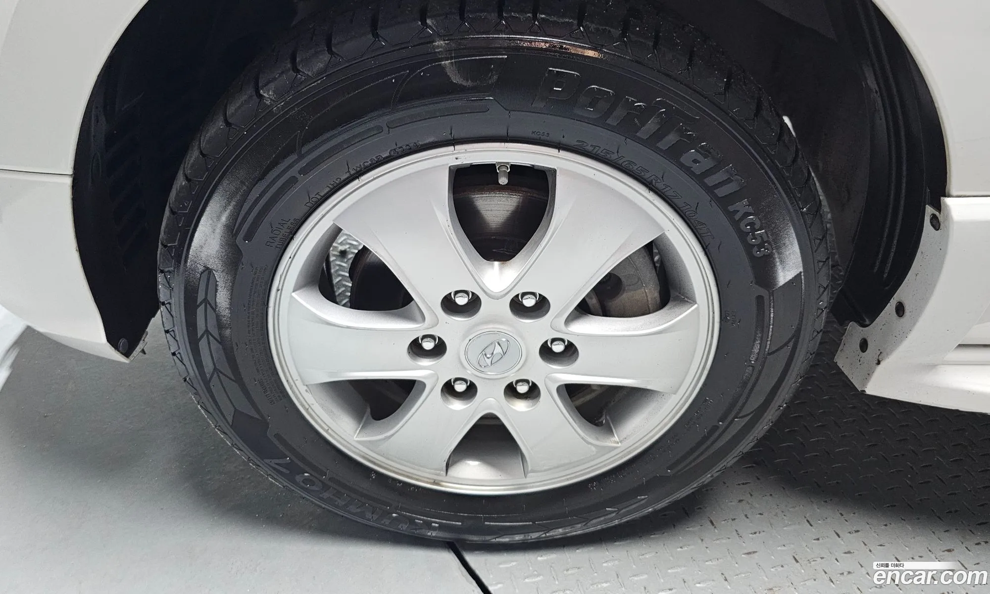 Hyundai Grand Starex 2018 — 12