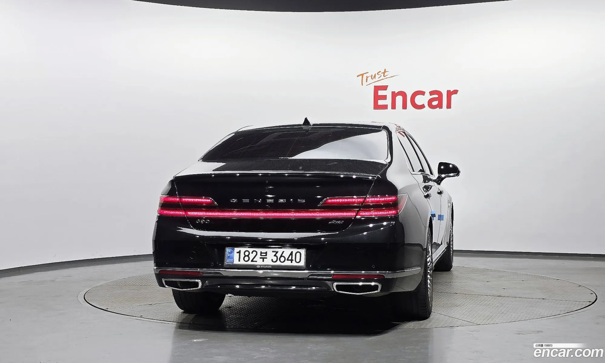 Genesis G90 2021 KMHG241DDMU094582 — 17