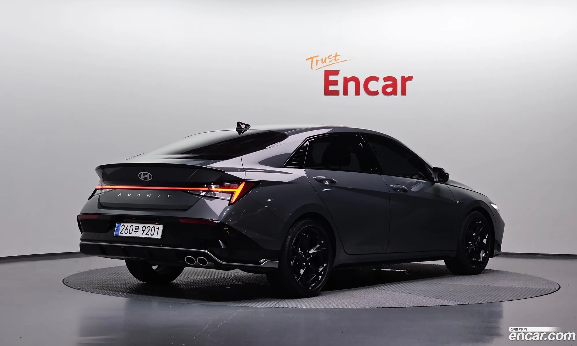 Hyundai Elantra 2024 — 4