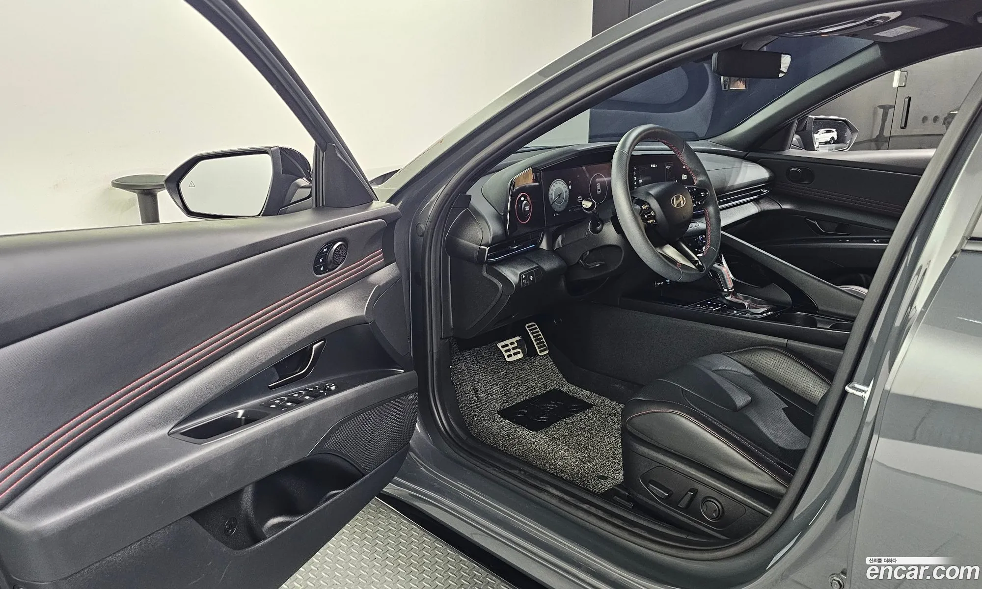 Hyundai Elantra 2024 — 20