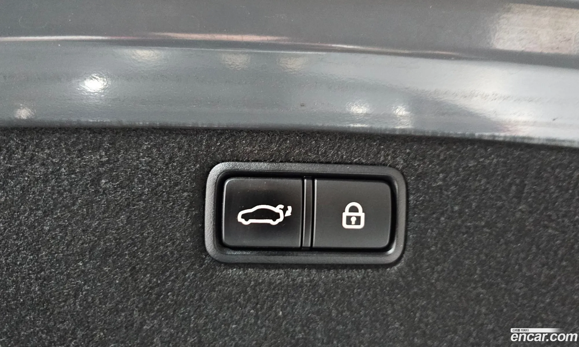 Genesis G80 2016 KMHGM41DDHU185655 — 9