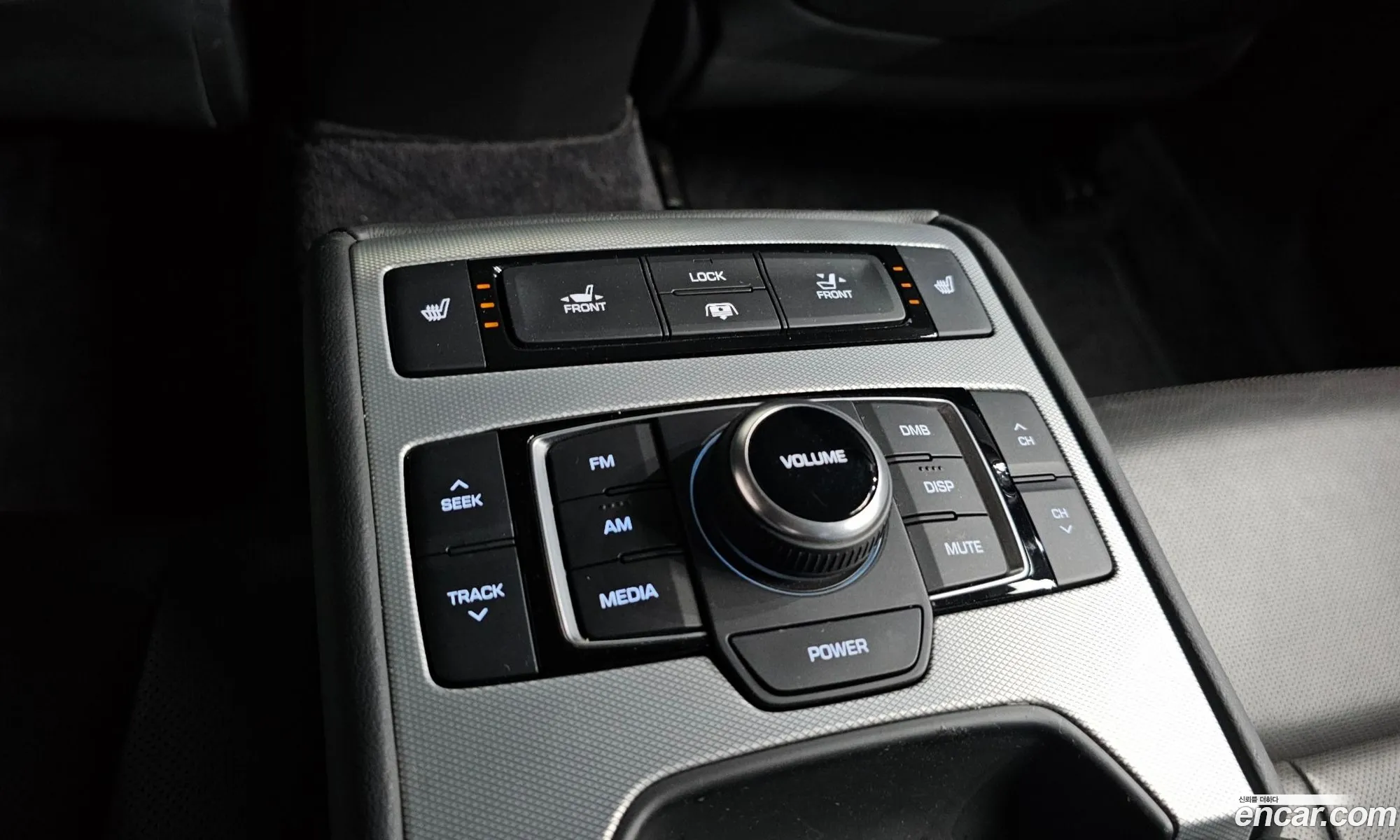 Genesis G80 2016 KMHGM41DDHU185655 — 17