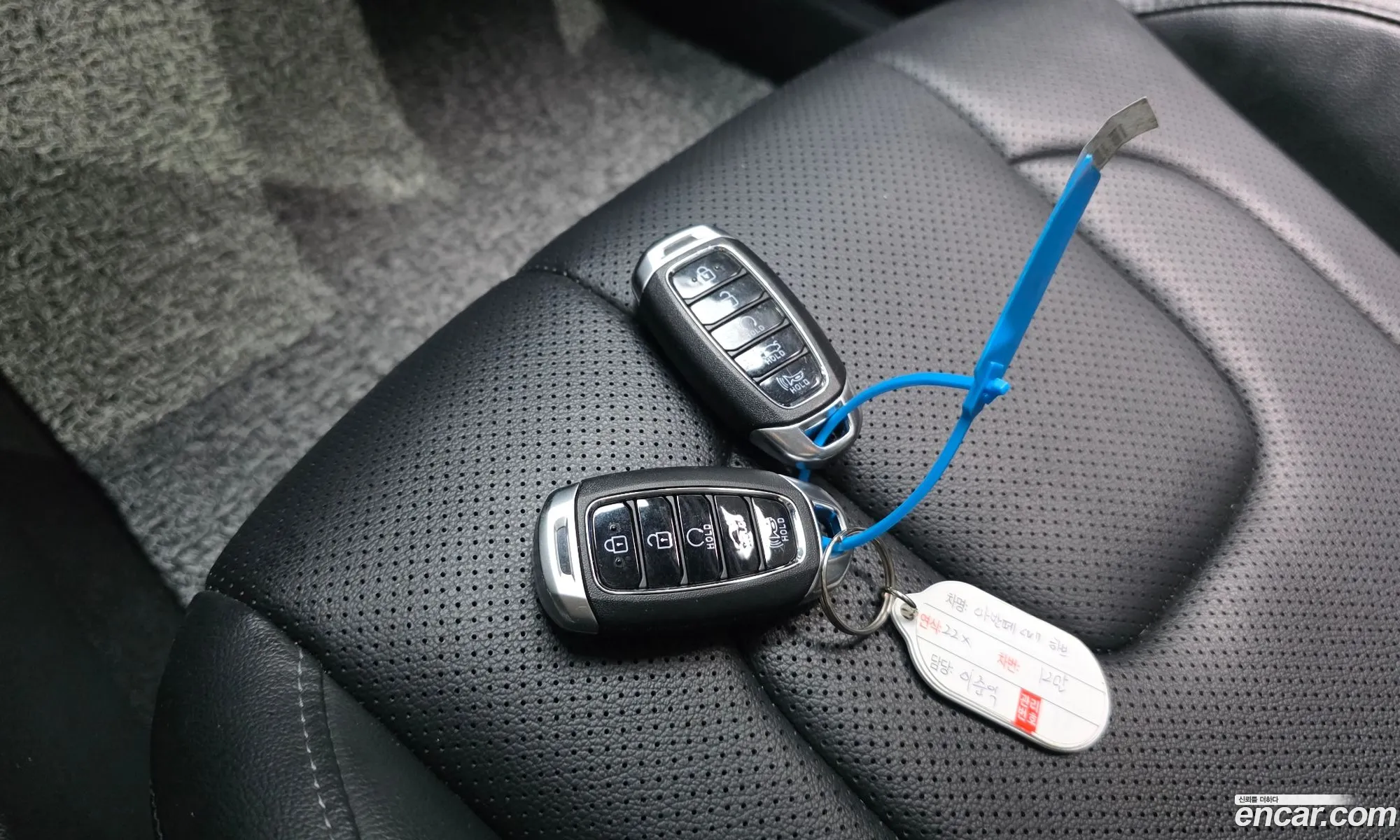 Hyundai Elantra Hybrid 2022 — 8