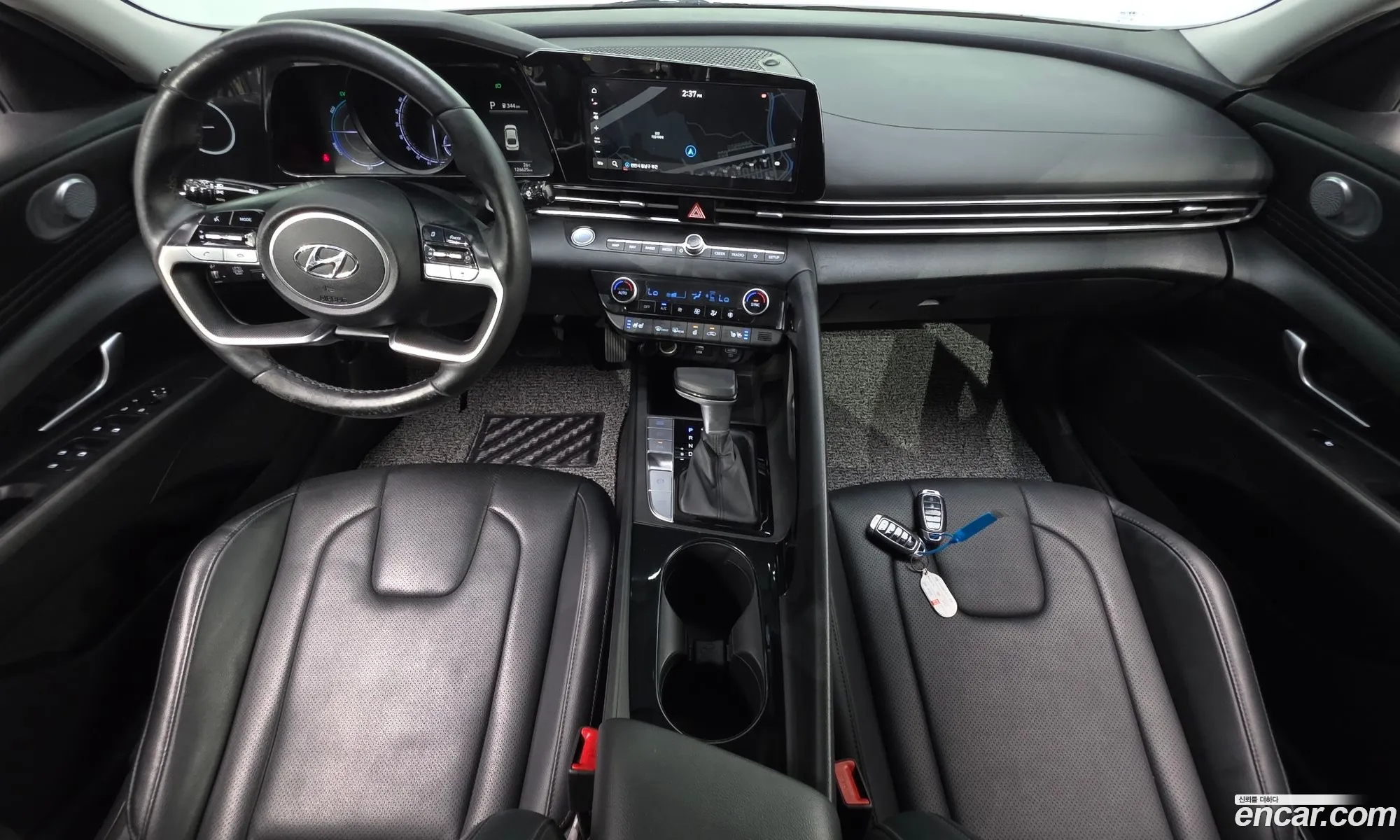Hyundai Elantra Hybrid 2022 — 2