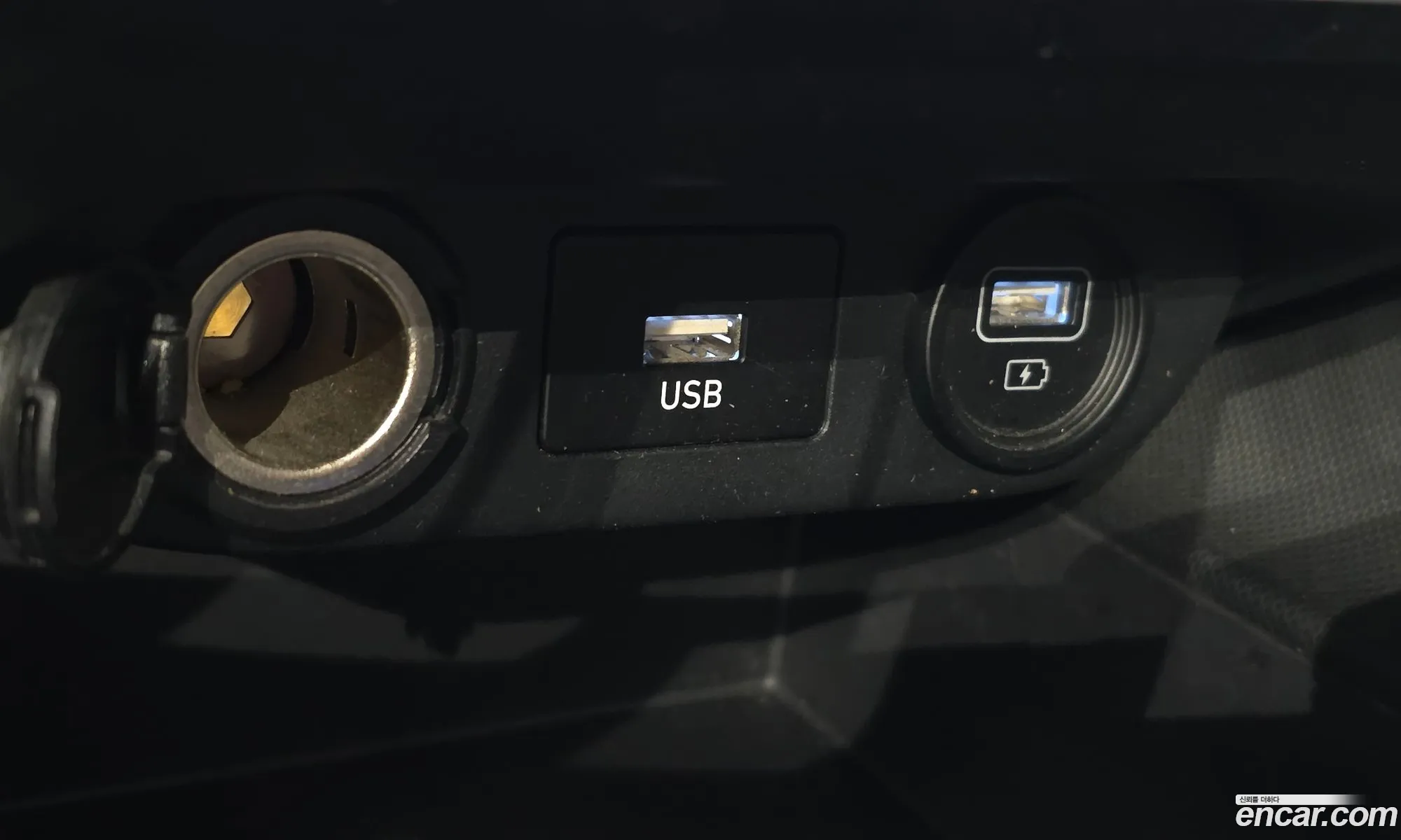 Hyundai Elantra Hybrid 2022 — 29
