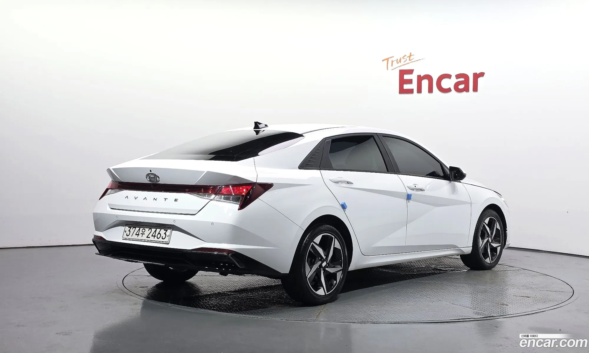 Hyundai Elantra Hybrid 2022 — 19