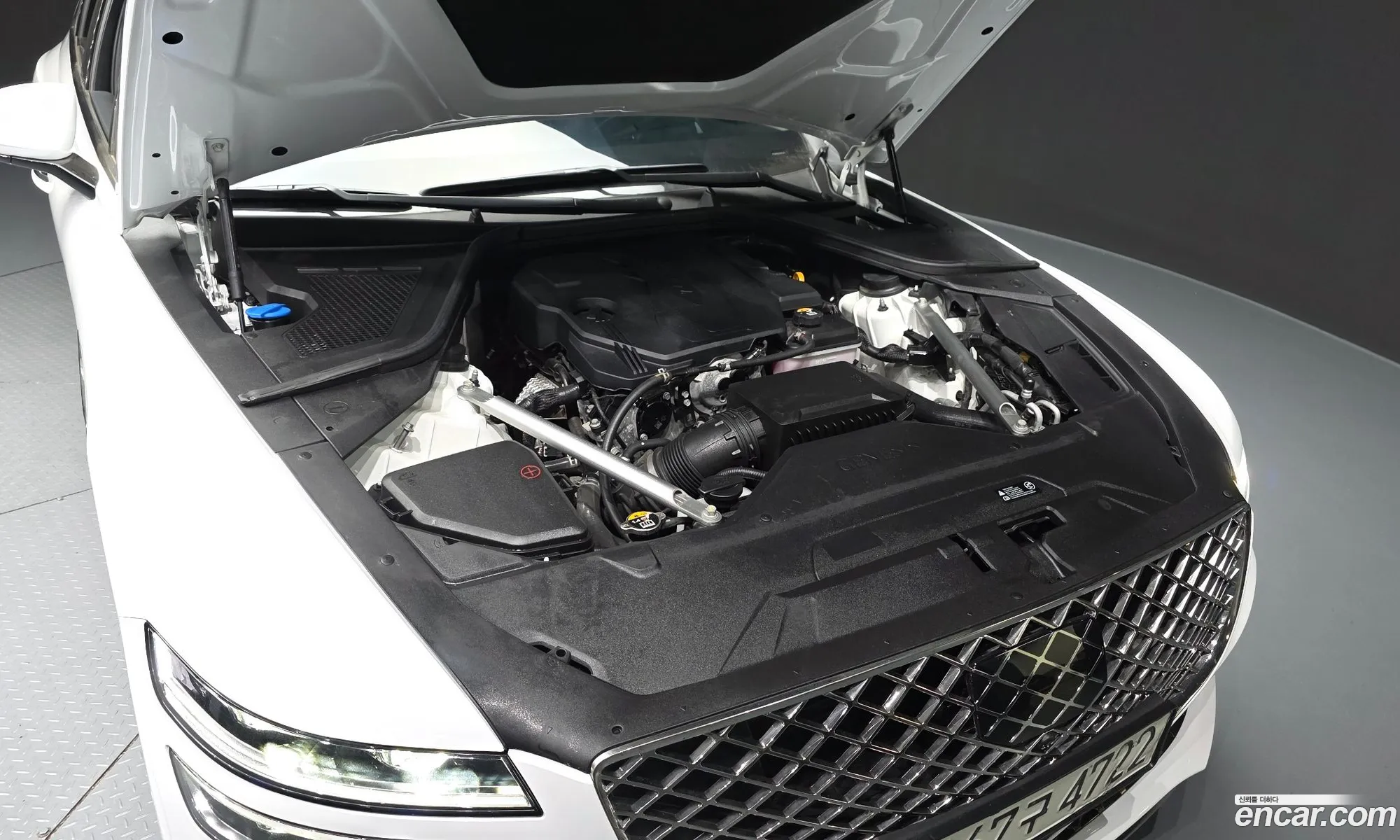Genesis G80 2021 KMTGB41CDNU122351 — 12