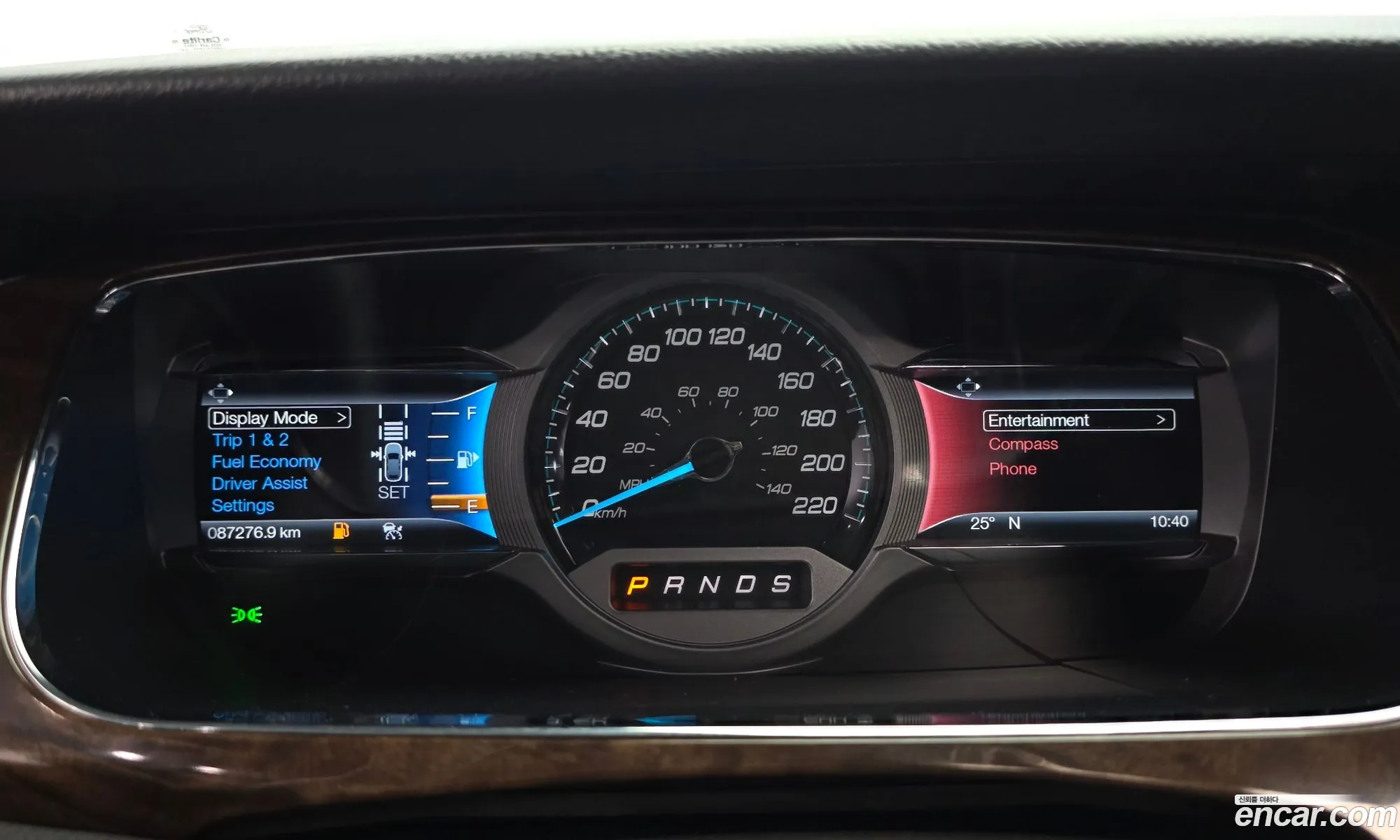 Ford Taurus 2016 1FAHP2F96GG108498 — 17