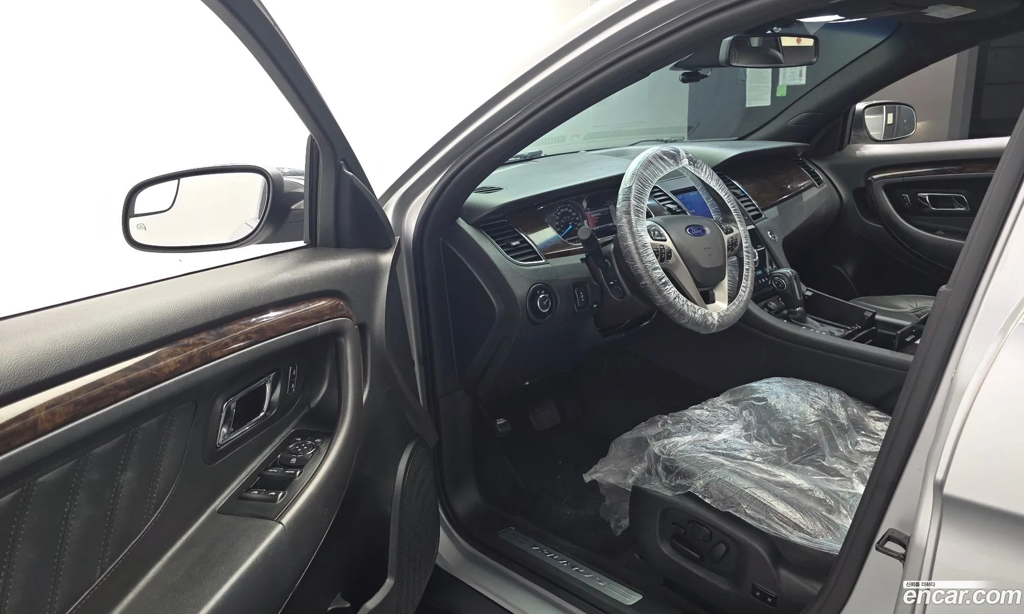 Ford Taurus 2016 1FAHP2F96GG108498 — 20