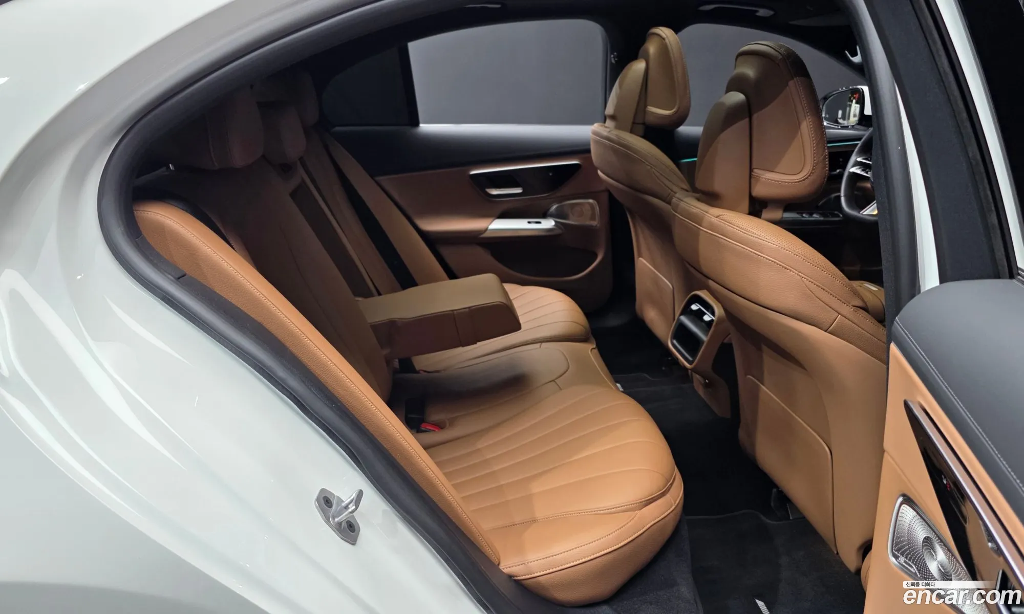 Mercedes-Benz E-Class W214 2024 W1KLF4HB4RA018071 — 24