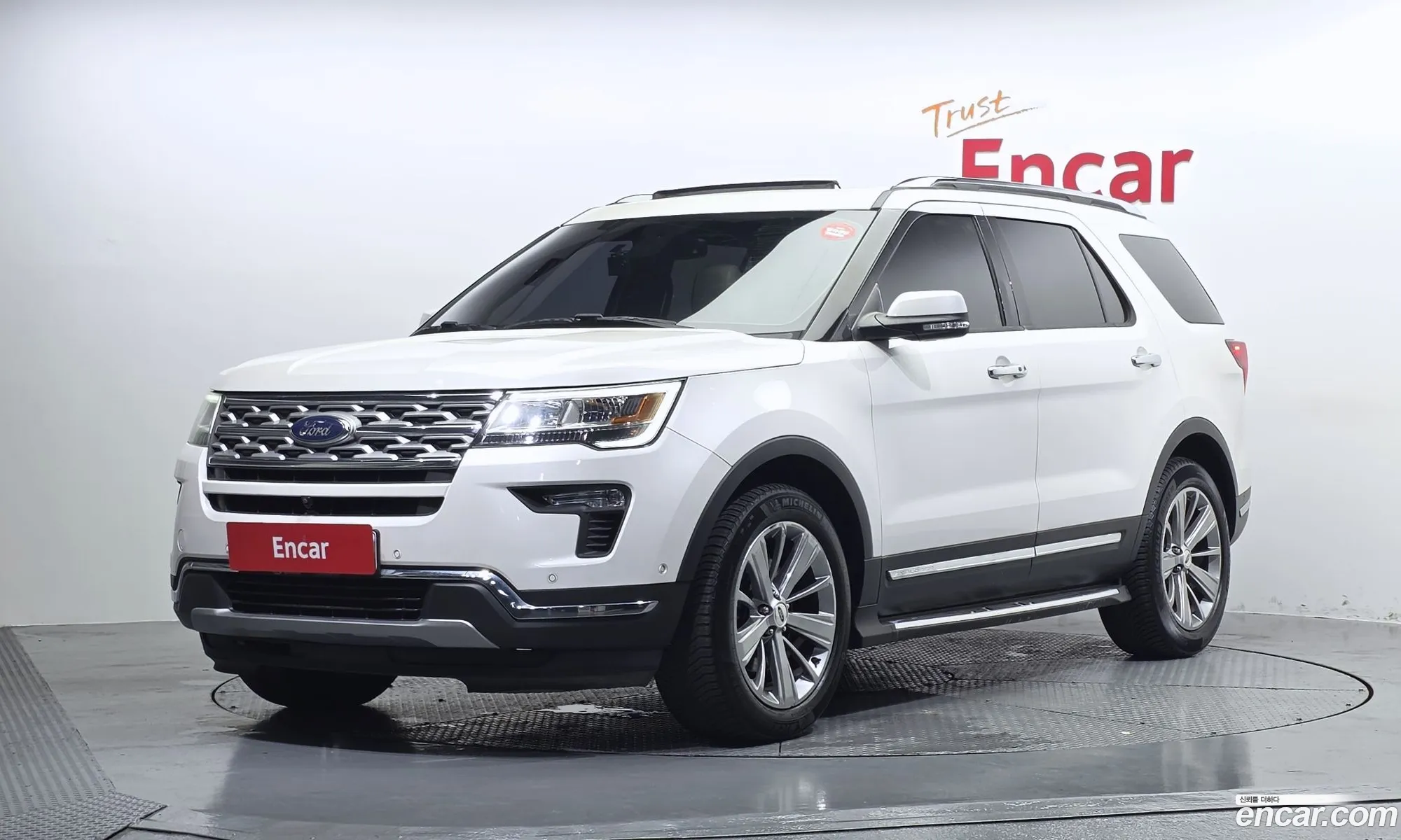 Ford Explorer 2018 1FM5K8FH2JGB23296 — 10
