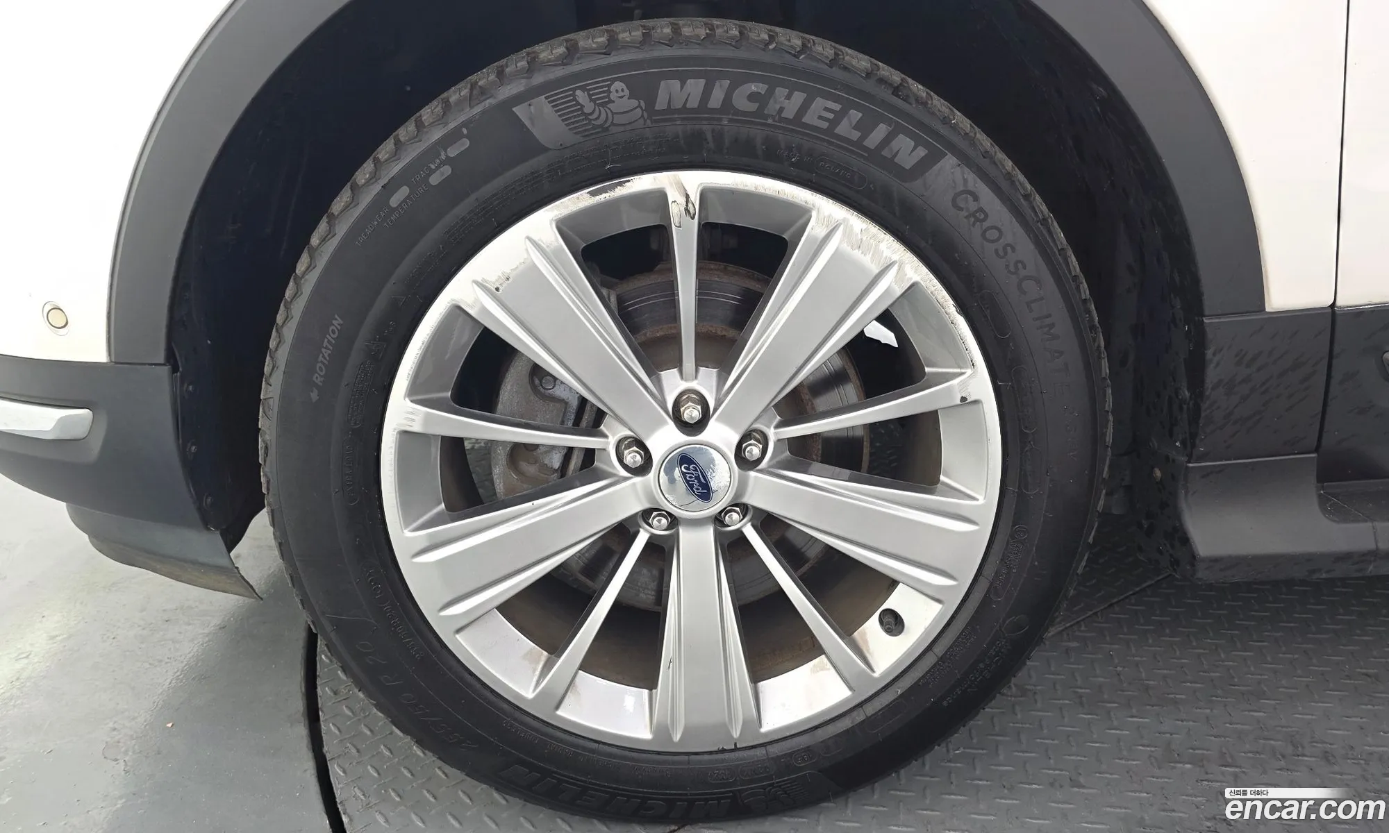 Ford Explorer 2018 1FM5K8FH2JGB23296 — 6