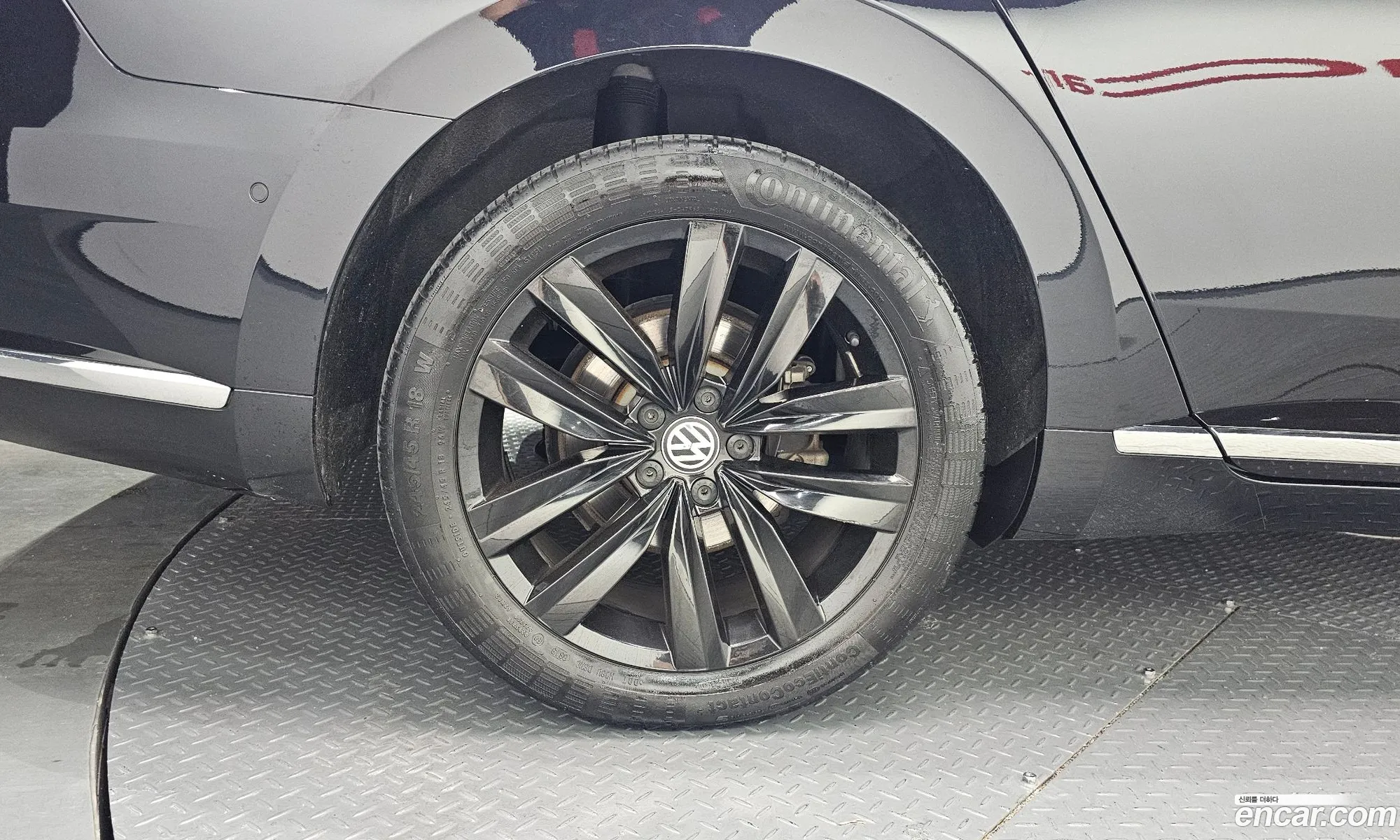 Volkswagen Arteon 2019 — 21