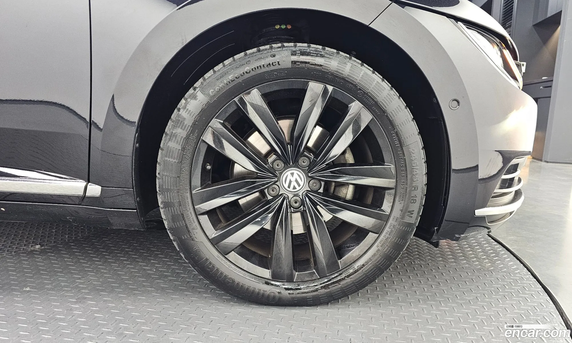 Volkswagen Arteon 2019 — 19