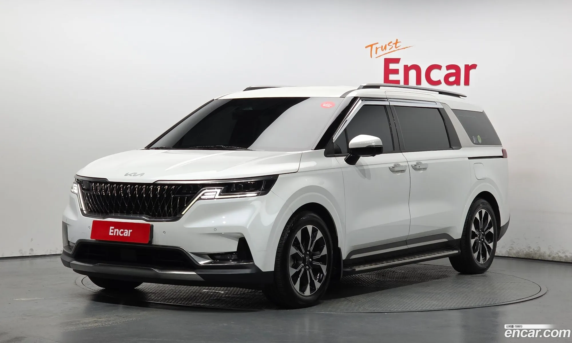 Kia Carnival 2022 — 19
