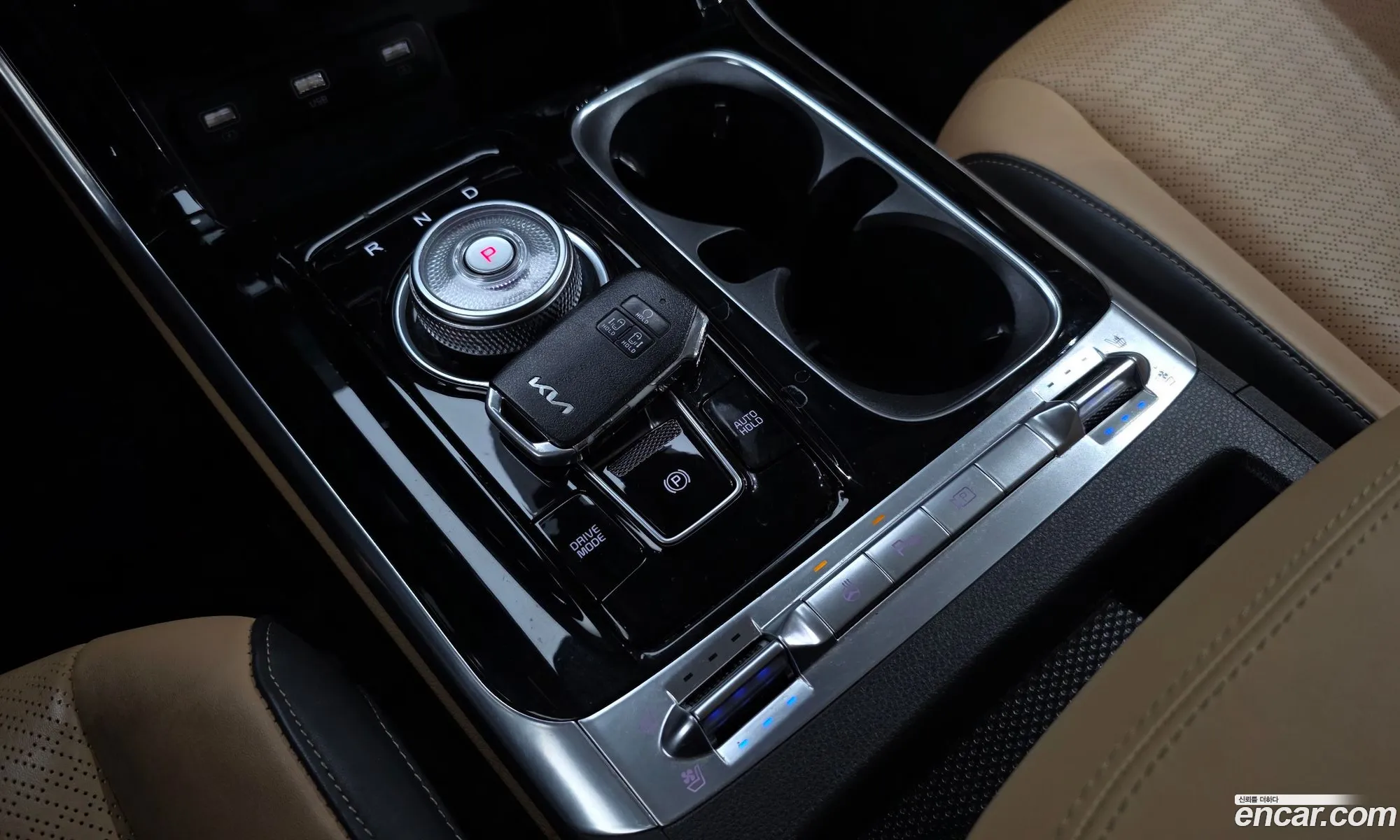 Kia Carnival 2022 — 2