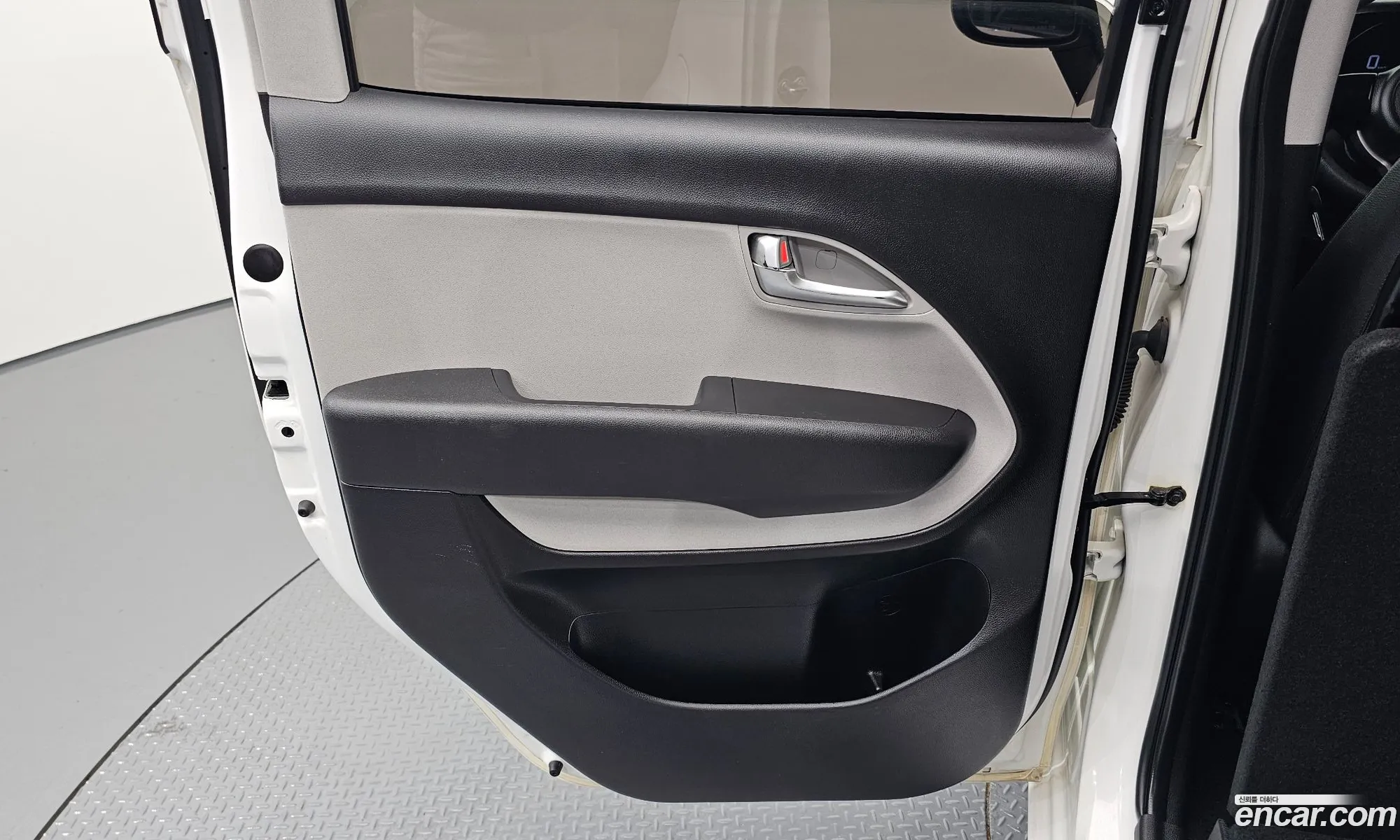Kia Ray 2022 KNACF911BNT293089 — 11