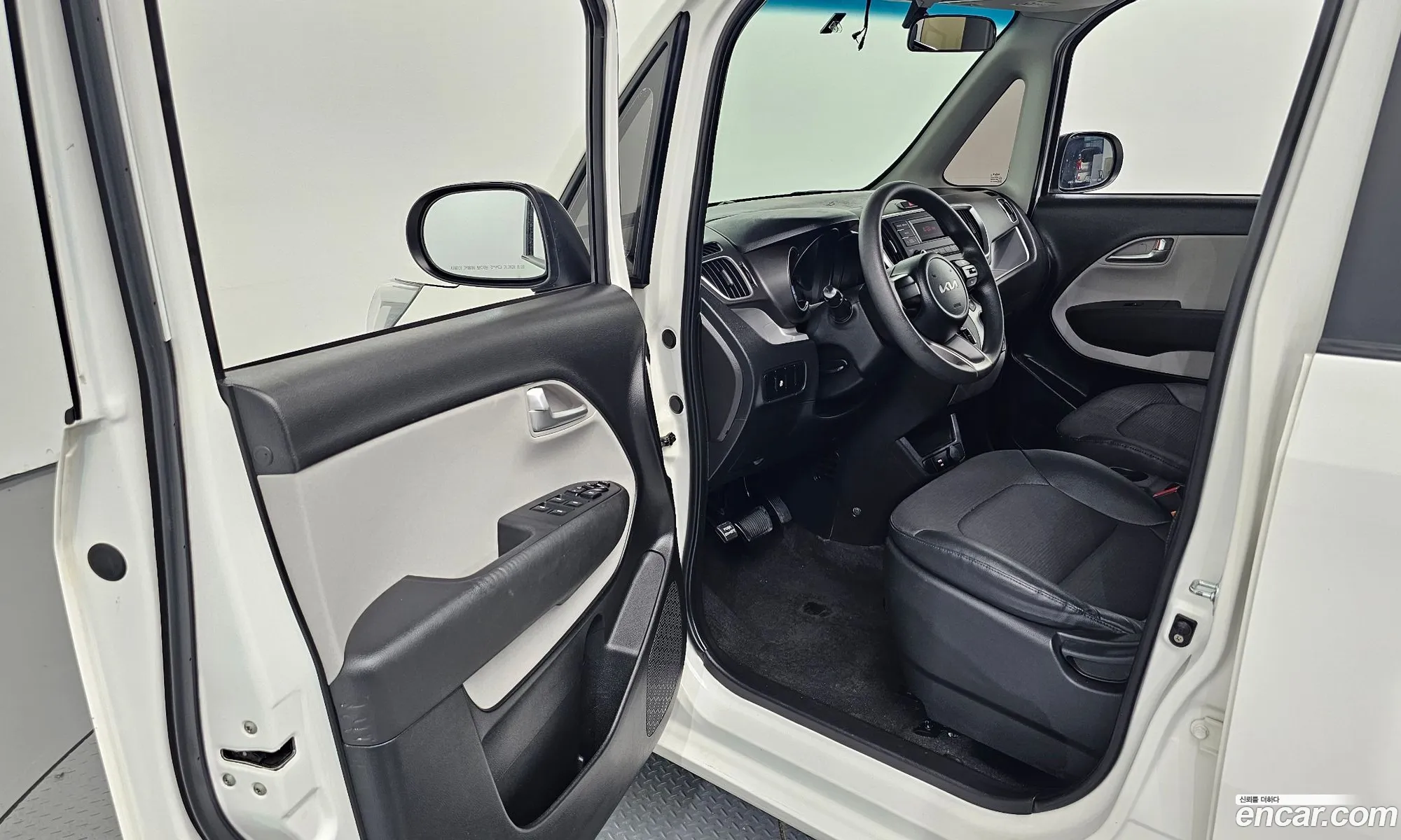 Kia Ray 2022 KNACF911BNT293089 — 6