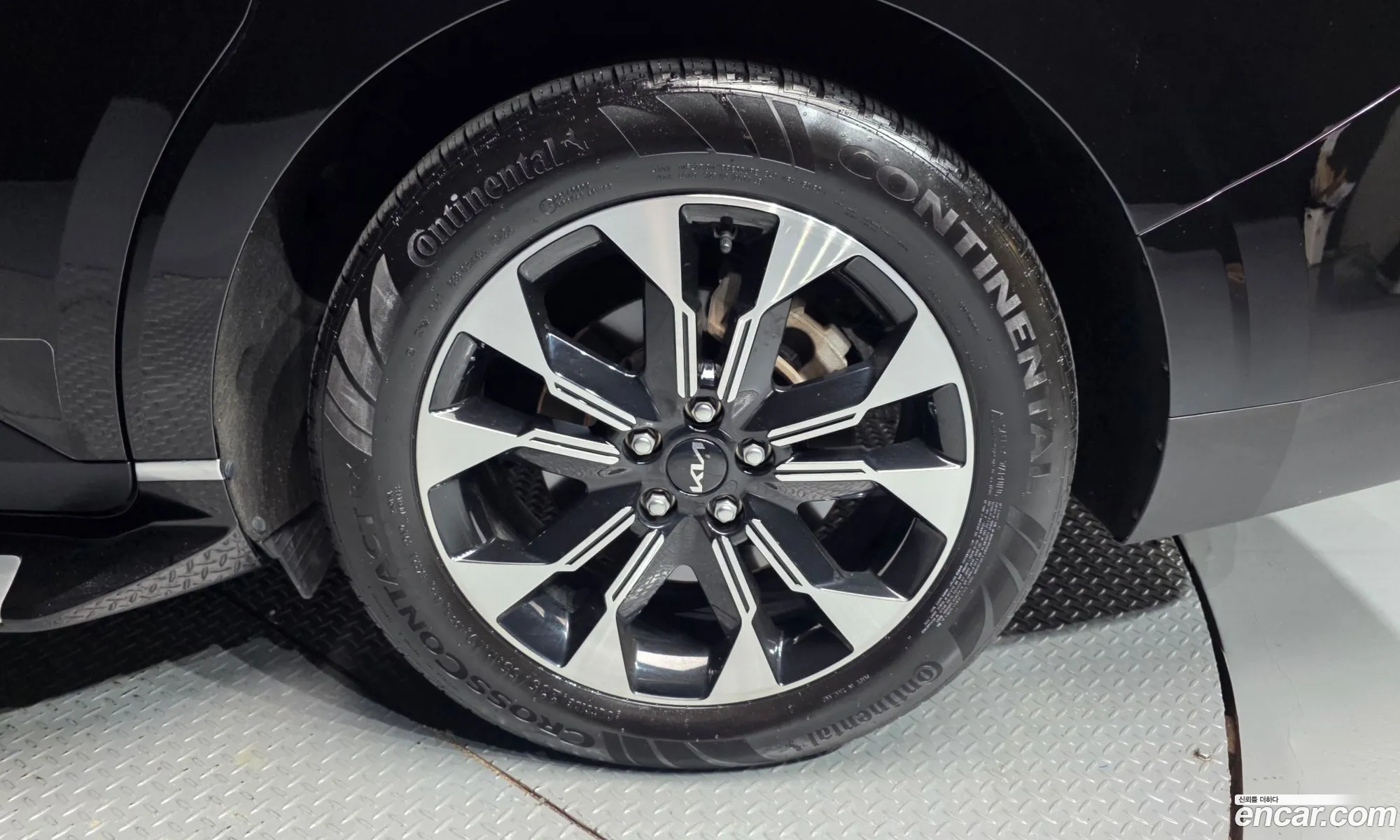 Kia Carnival 2021 KNANE81BBNS154859 — 29