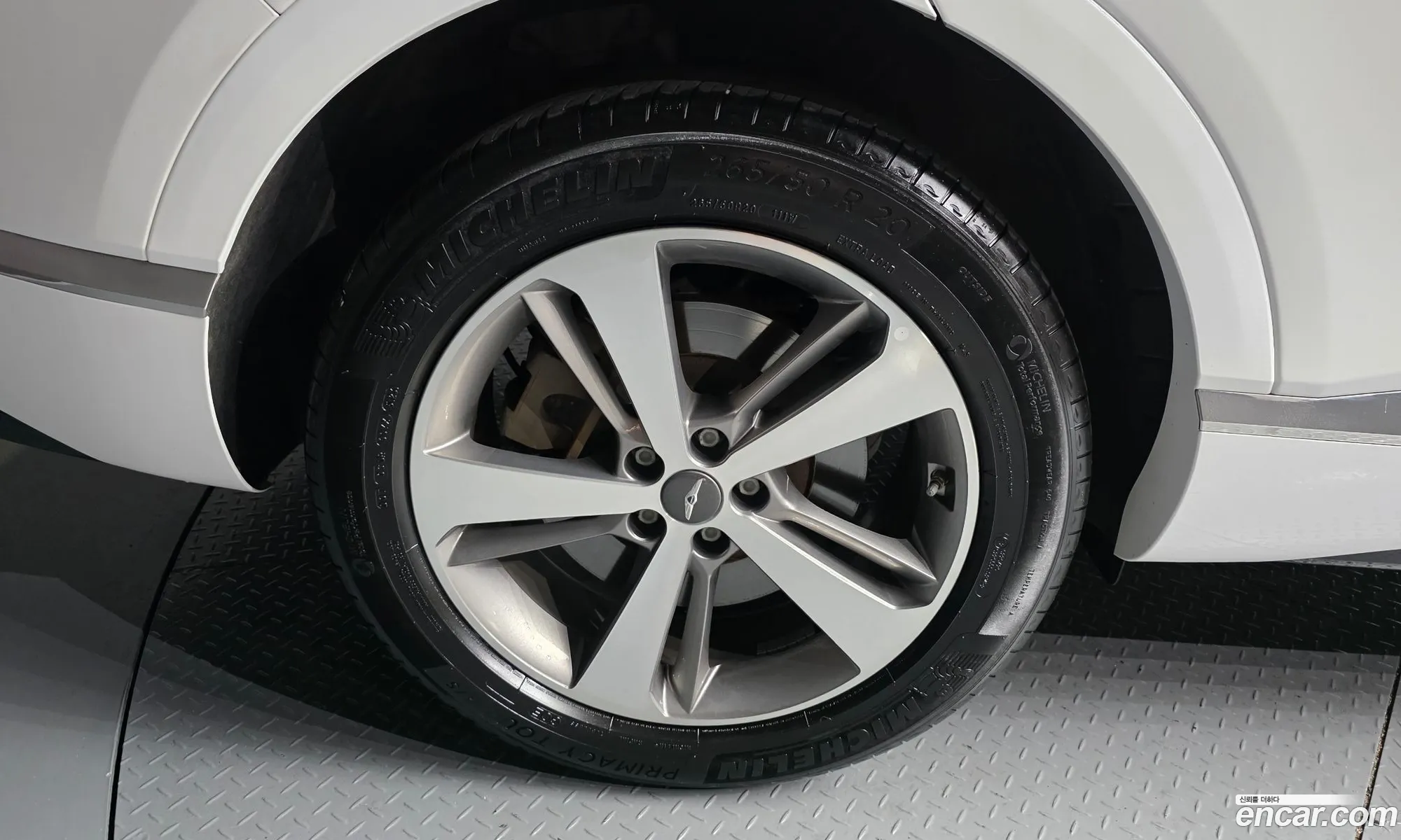 Genesis GV80 2021 KMTHA81BDNU084714 — 3