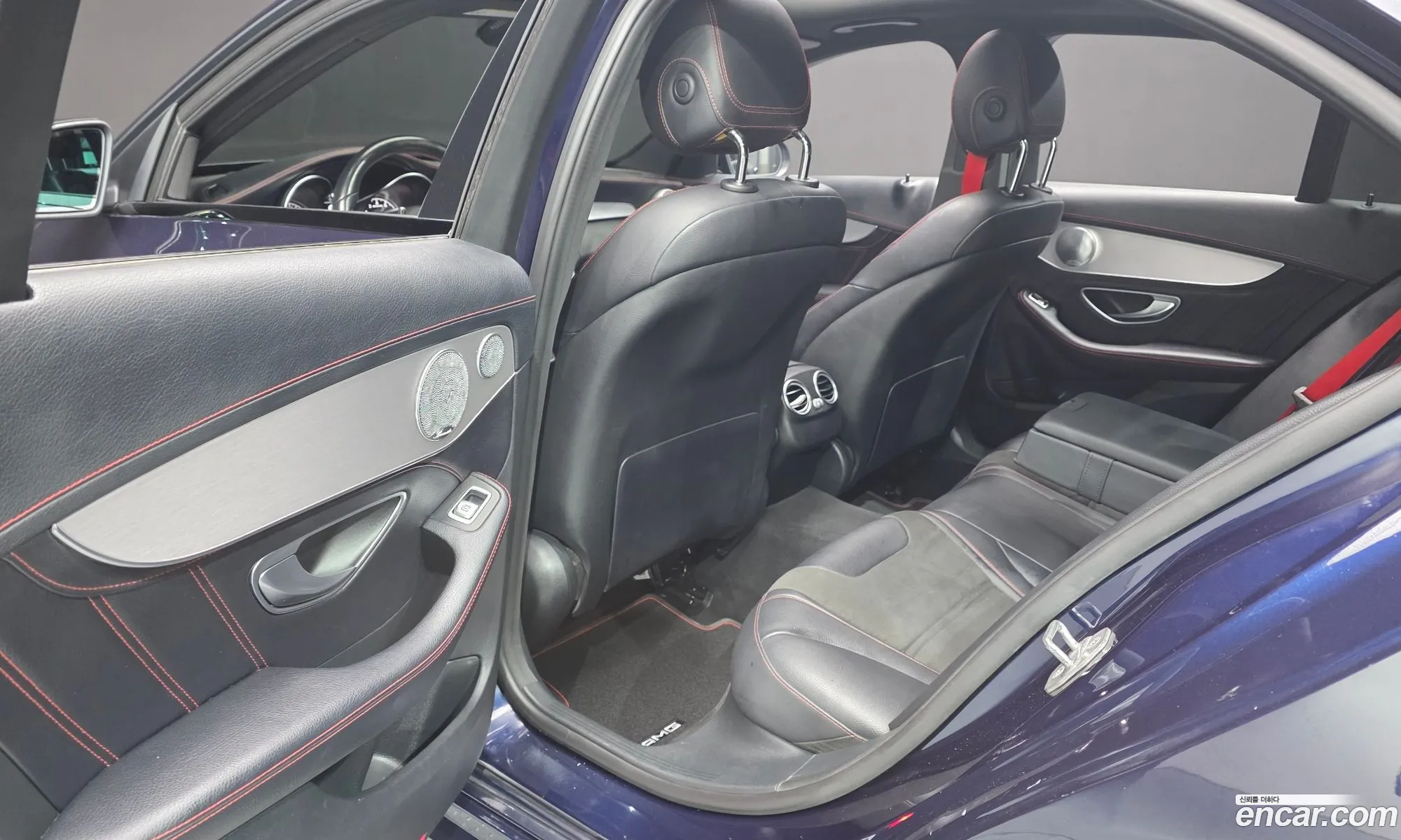 Mercedes-Benz C-Class W205 2018 — 11