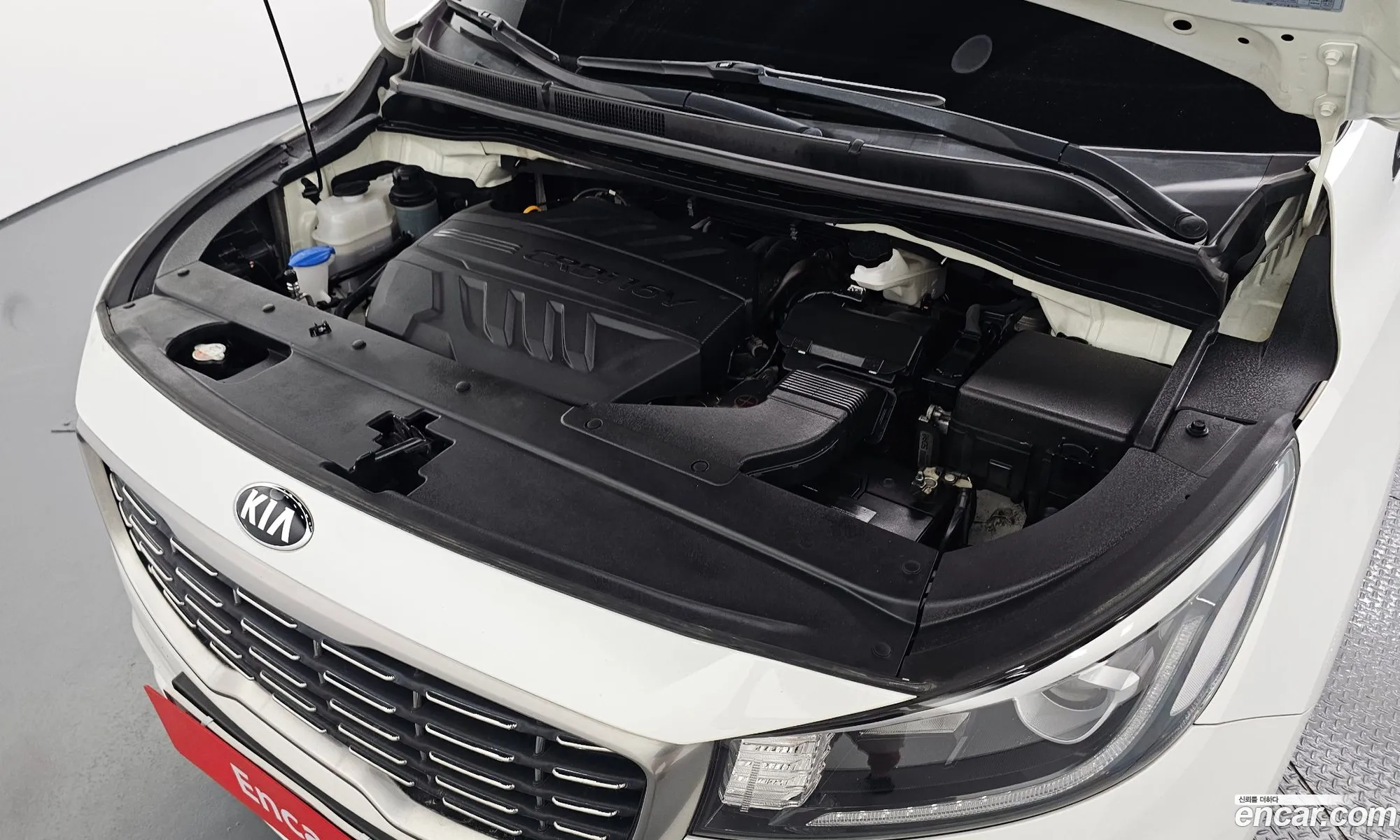 Kia Carnival 2020 KNAMC81ABLS674232 — 12