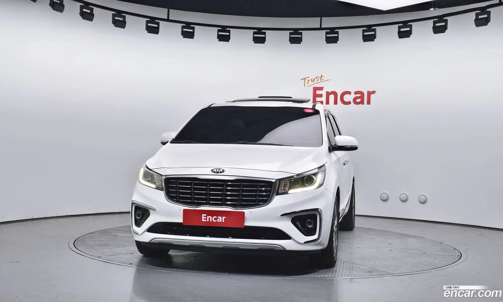 Kia Carnival 2020 KNAMC81ABLS674232 — 3