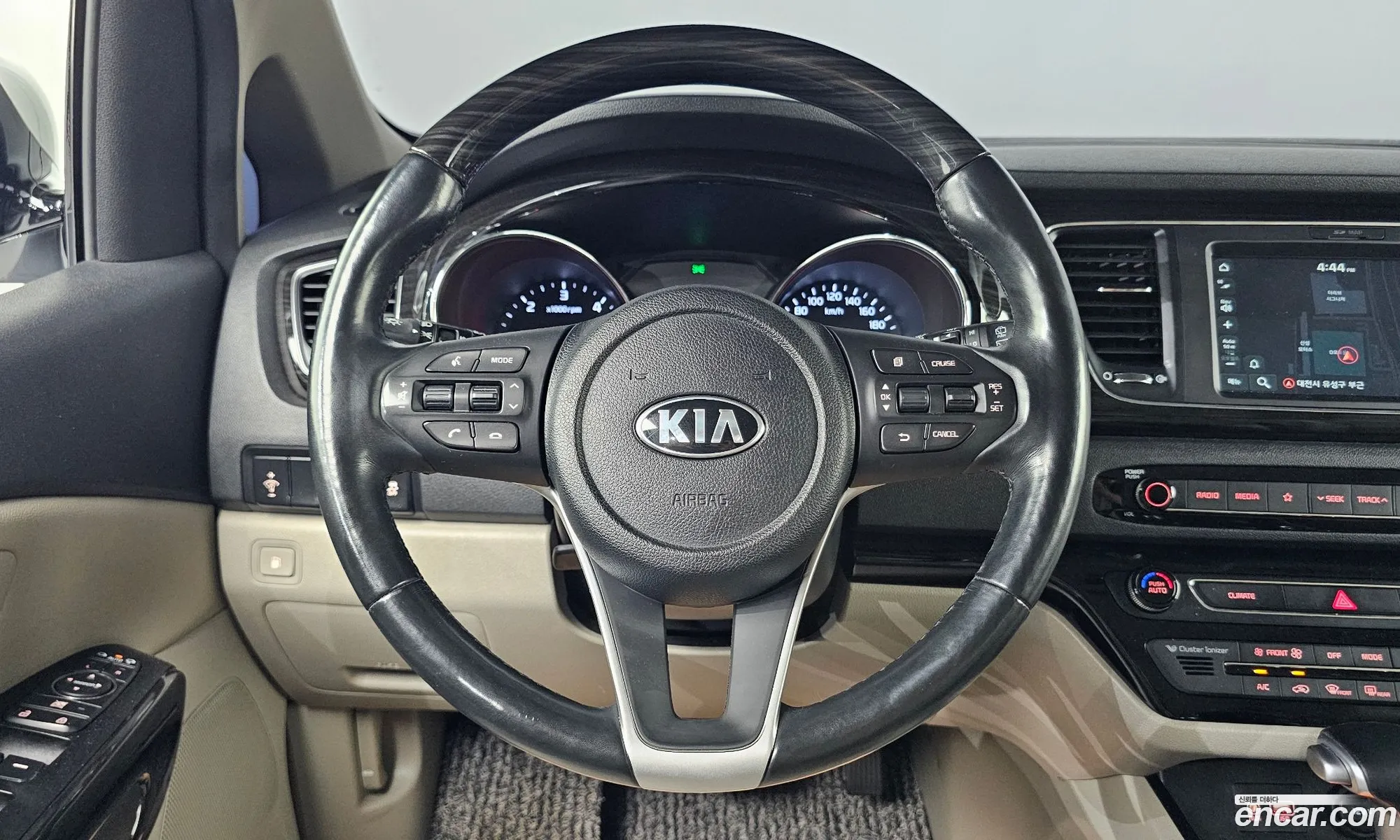Kia Carnival 2020 KNAMC81ABLS674232 — 14