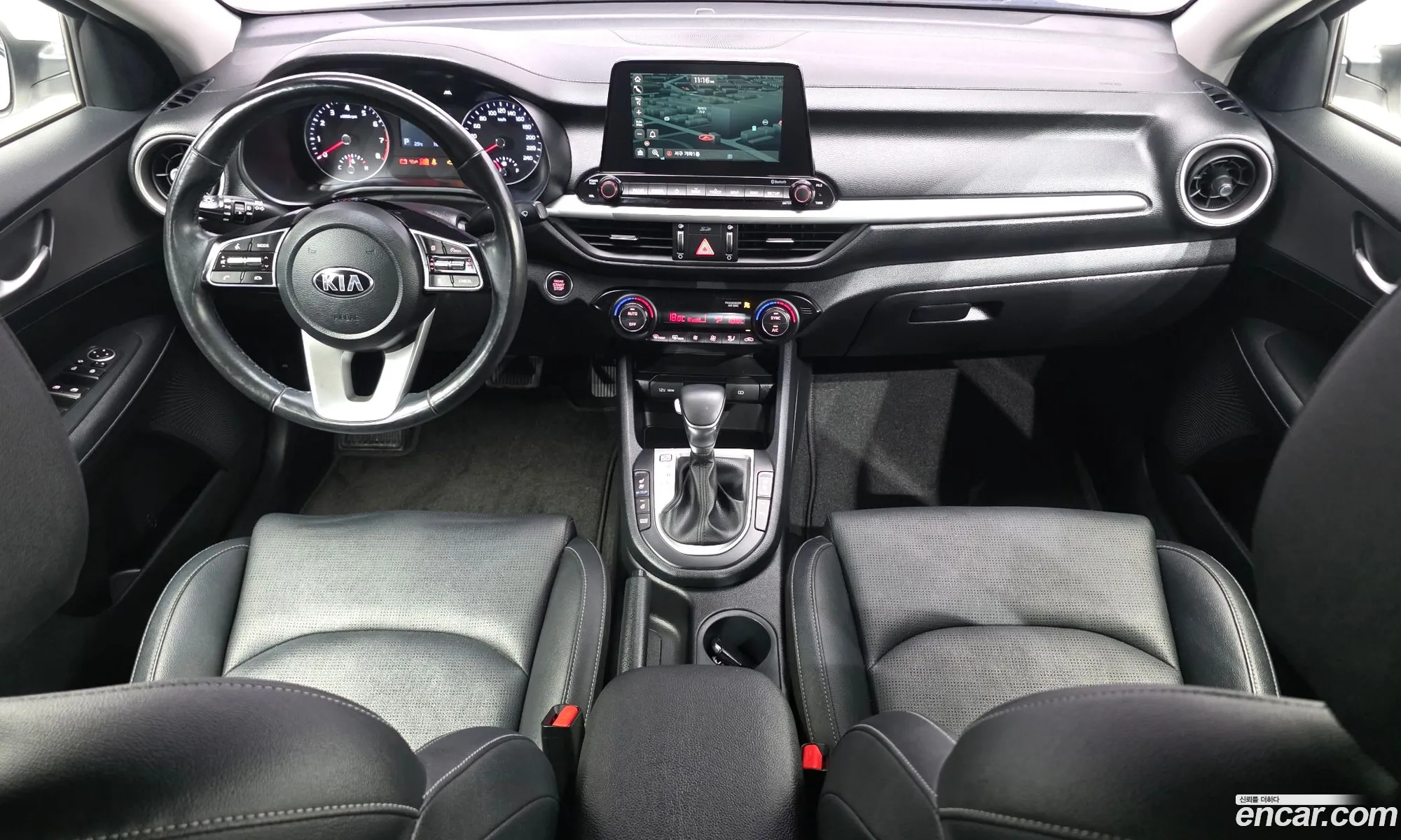 Kia K3 2018 KNAF341BEKA012072 — 24
